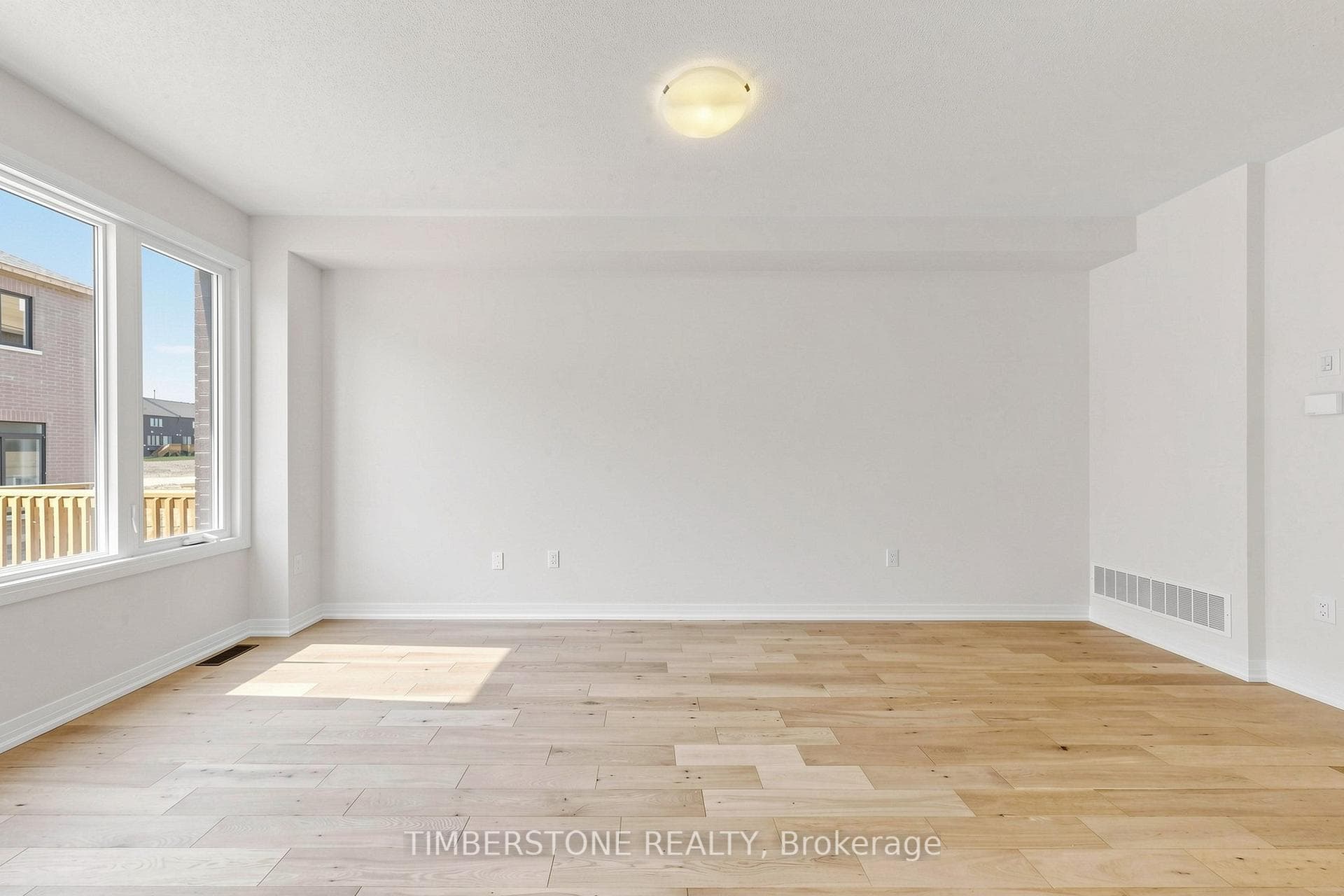 3318 Sandalwood Road photo 6