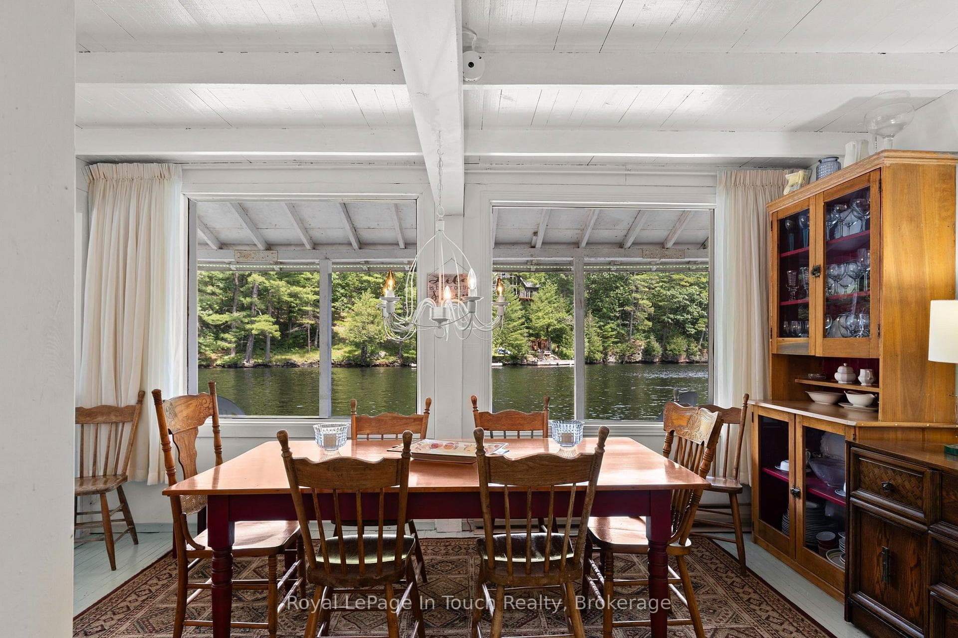 Dining View like a Boat