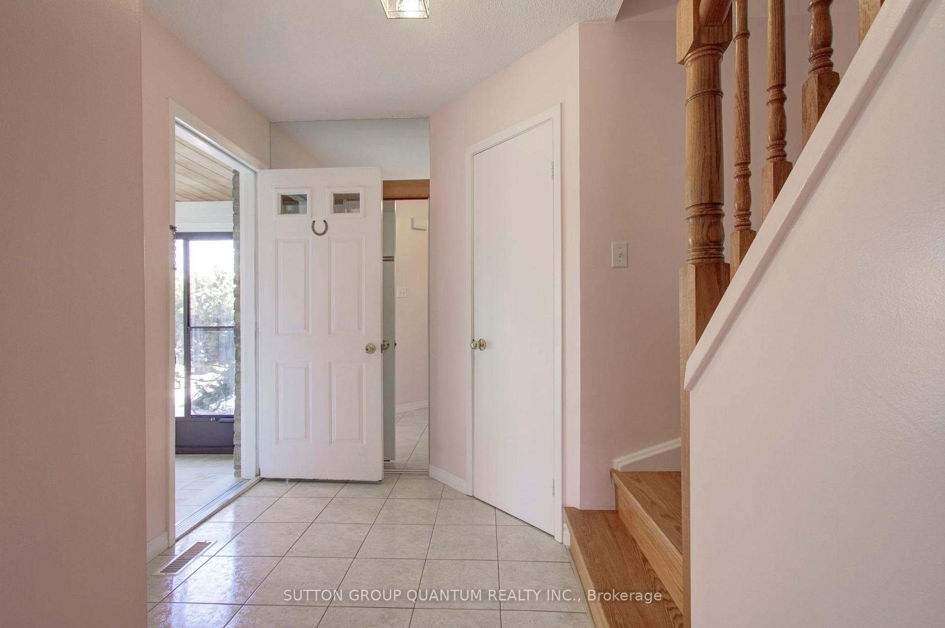 4396 Lee Drive photo 5