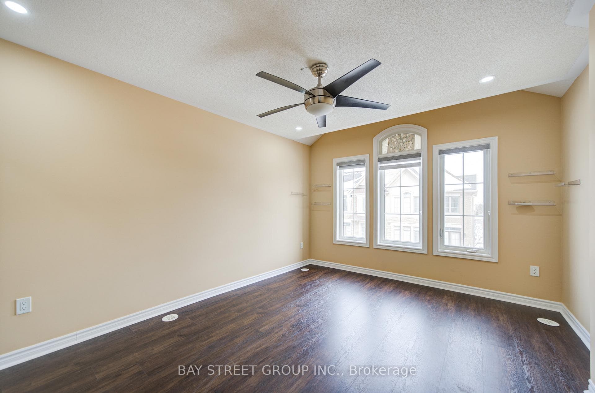 2435 Greenwich Drive Unit 21 photo 36
