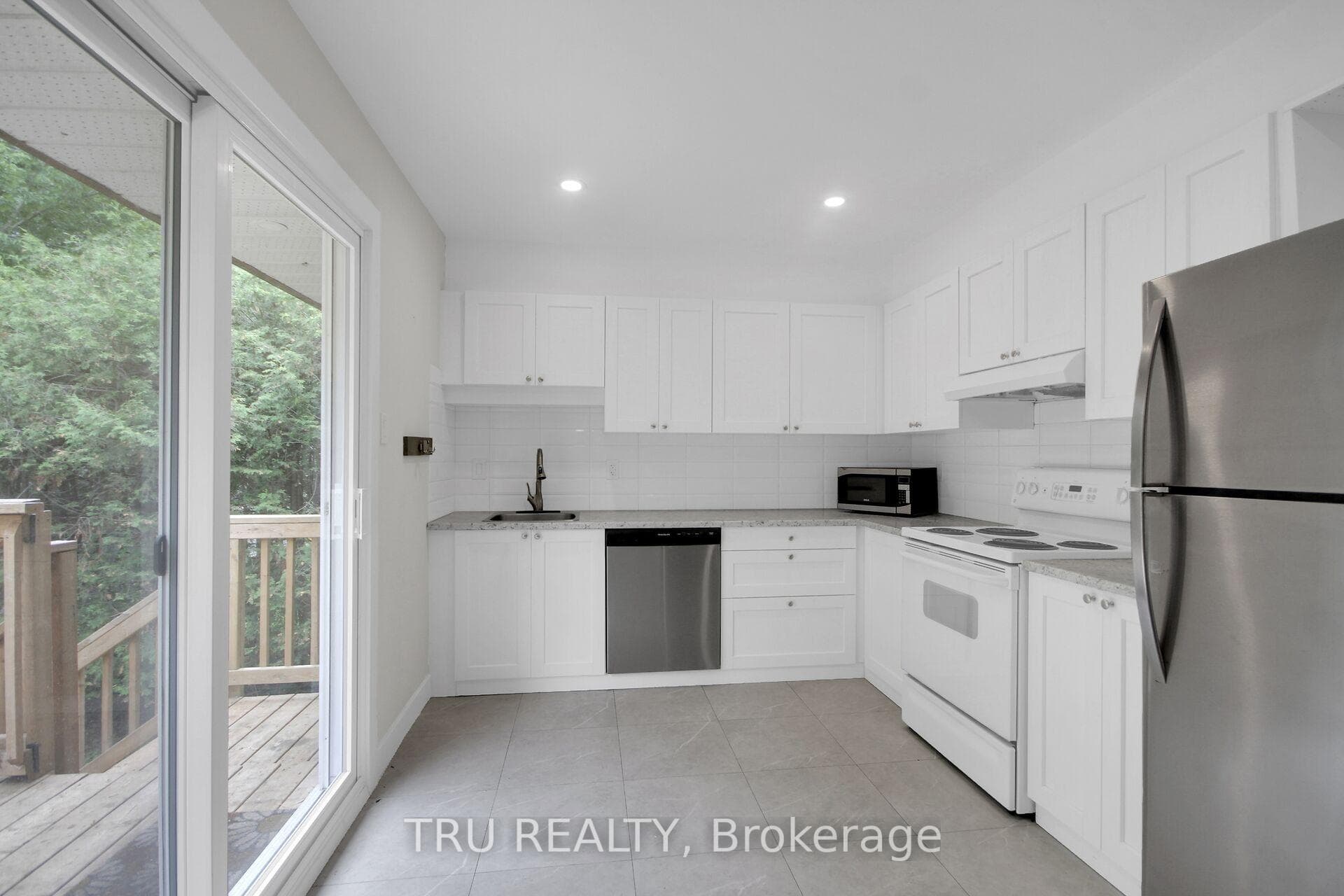 26 Langholm Crescent photo 9
