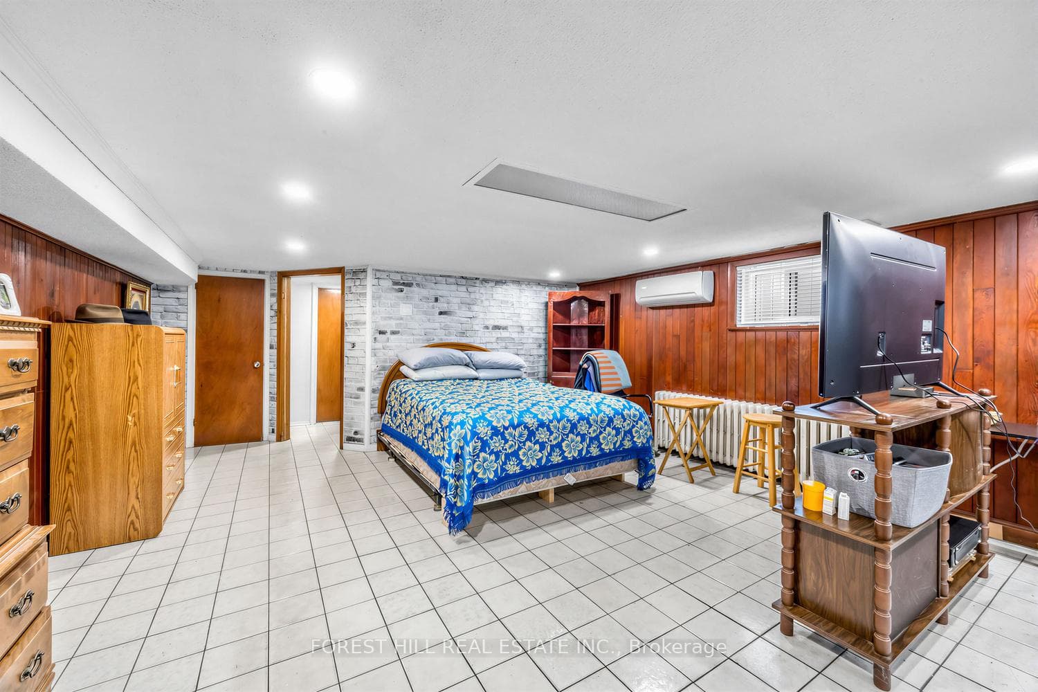 101 Holwood Avenue photo 13