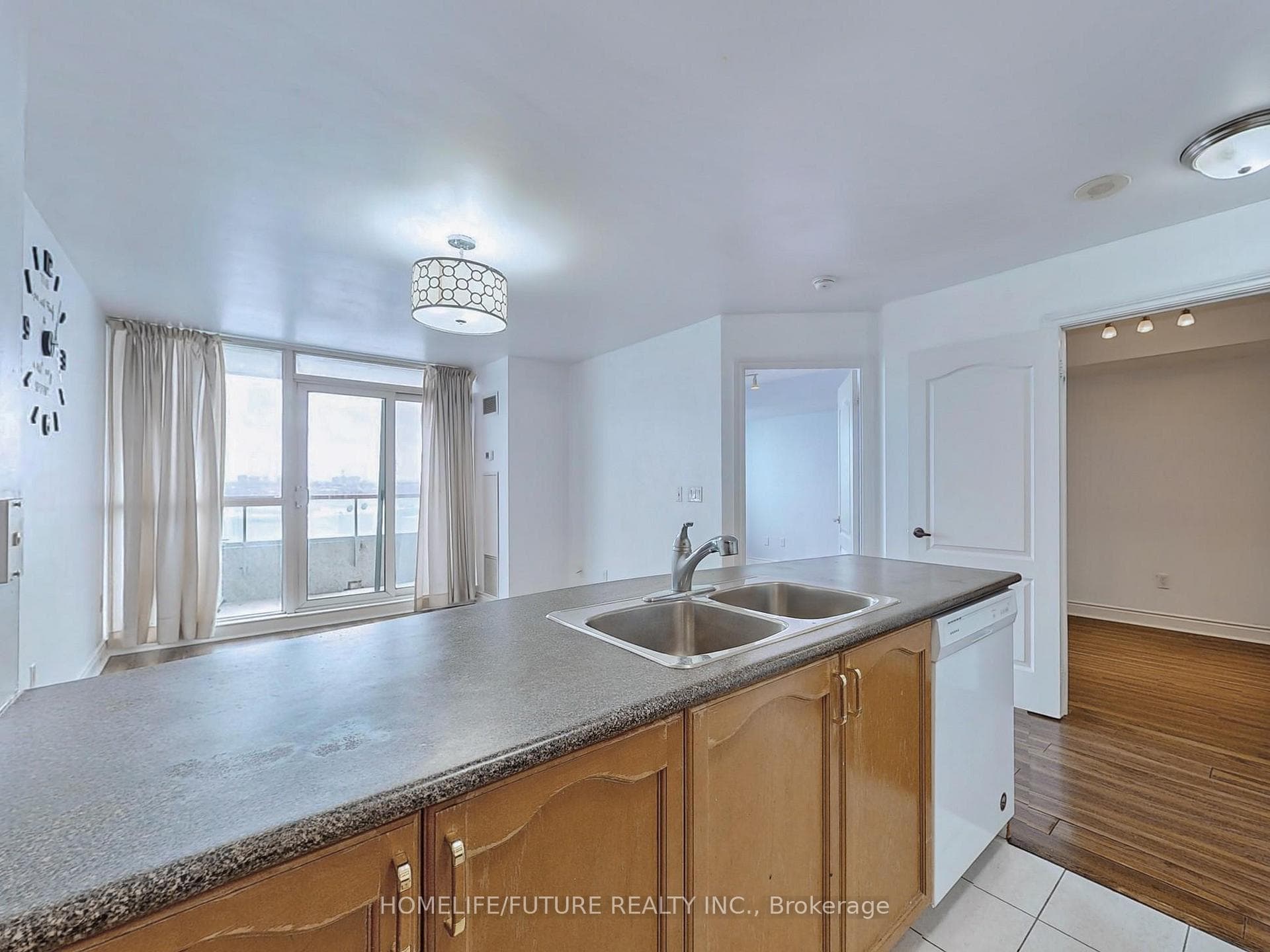 50 Brian Harrison Way Unit 905 photo 16