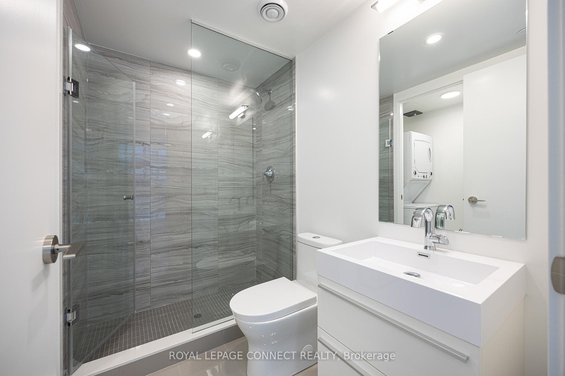 39 Roehampton Avenue Unit 2907 photo 16
