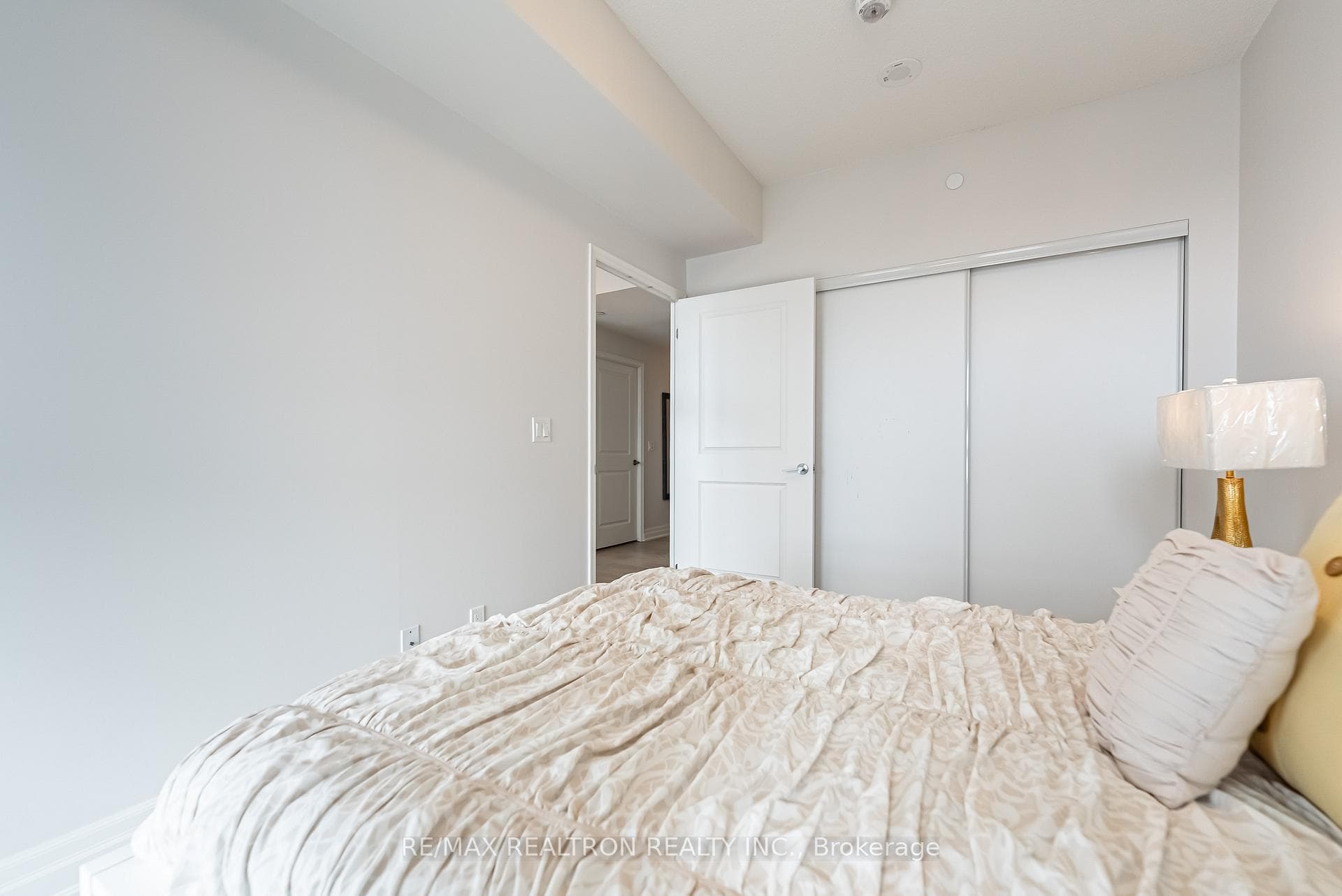 10 Rouge Valley Drive Unit A1409 photo 24