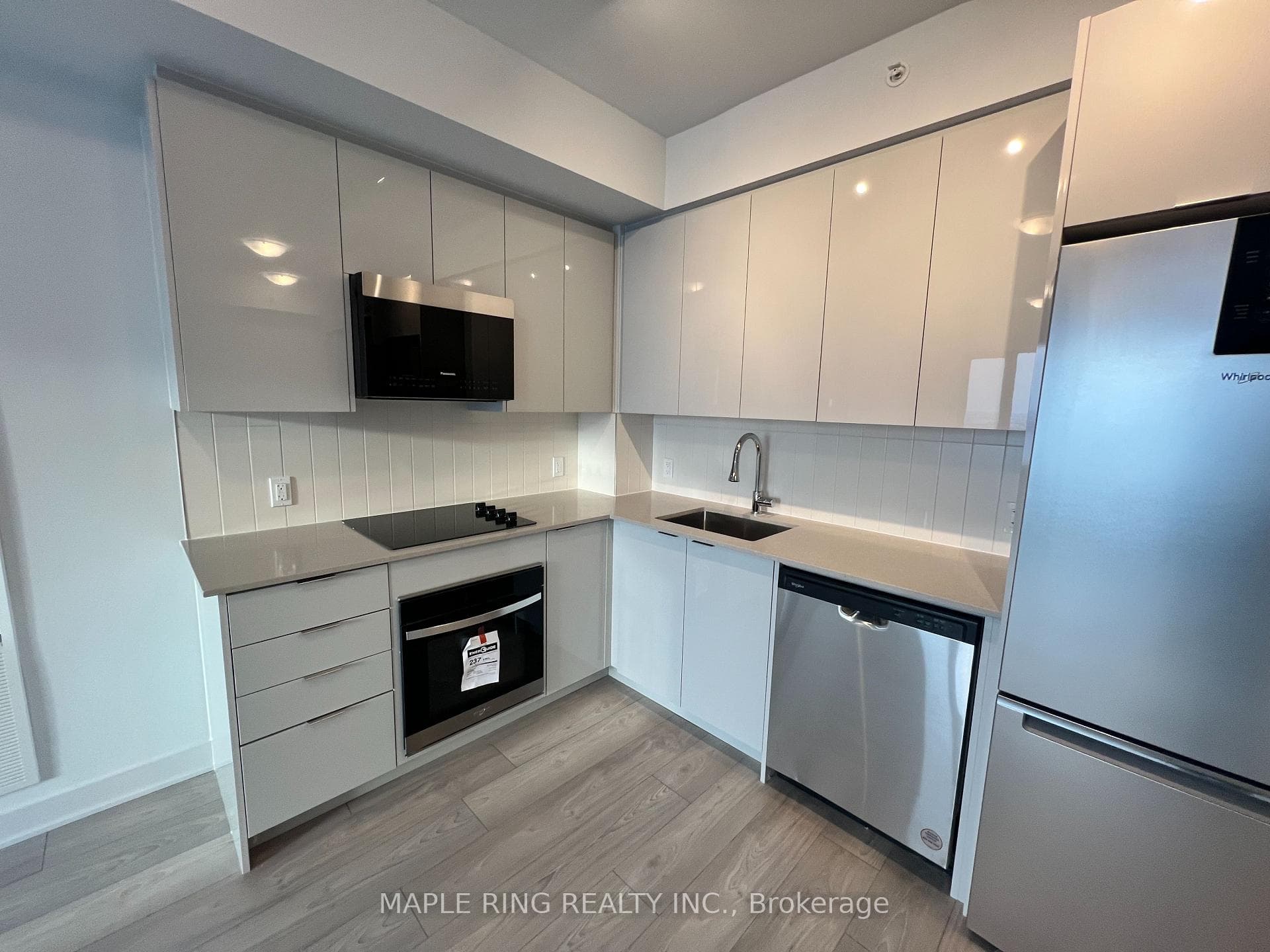 2920 Highway 7 Road Unit 4108 photo 6
