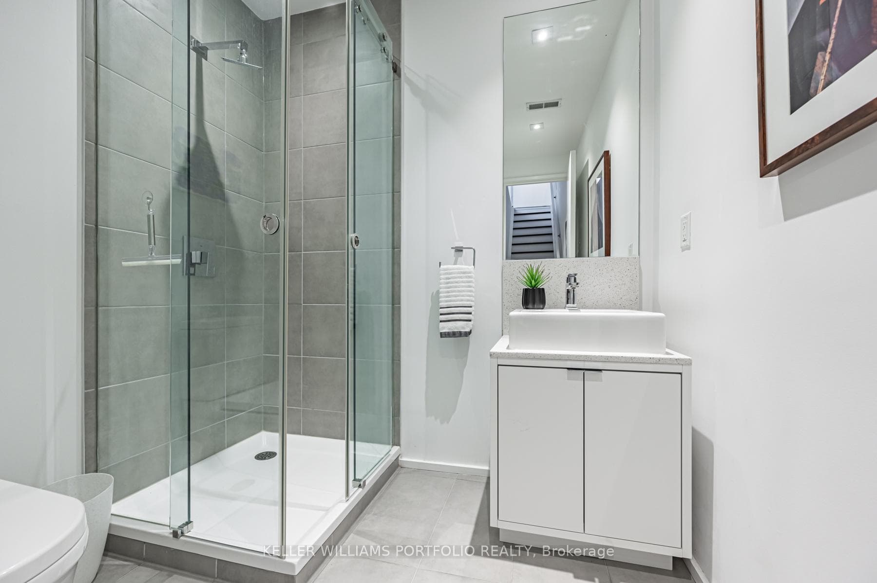 Basement 3-pc Washroom