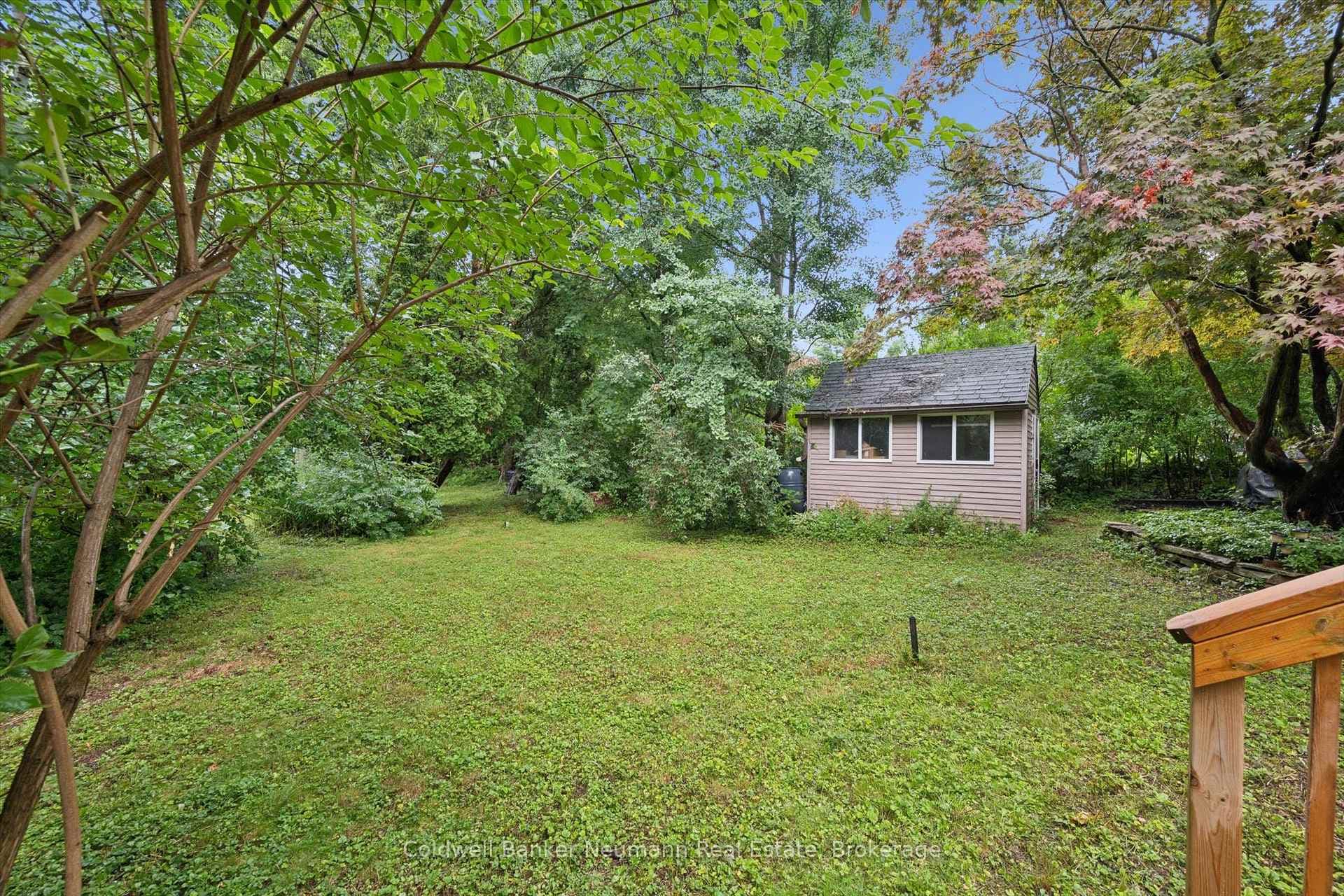 45 Dean Avenue photo 29