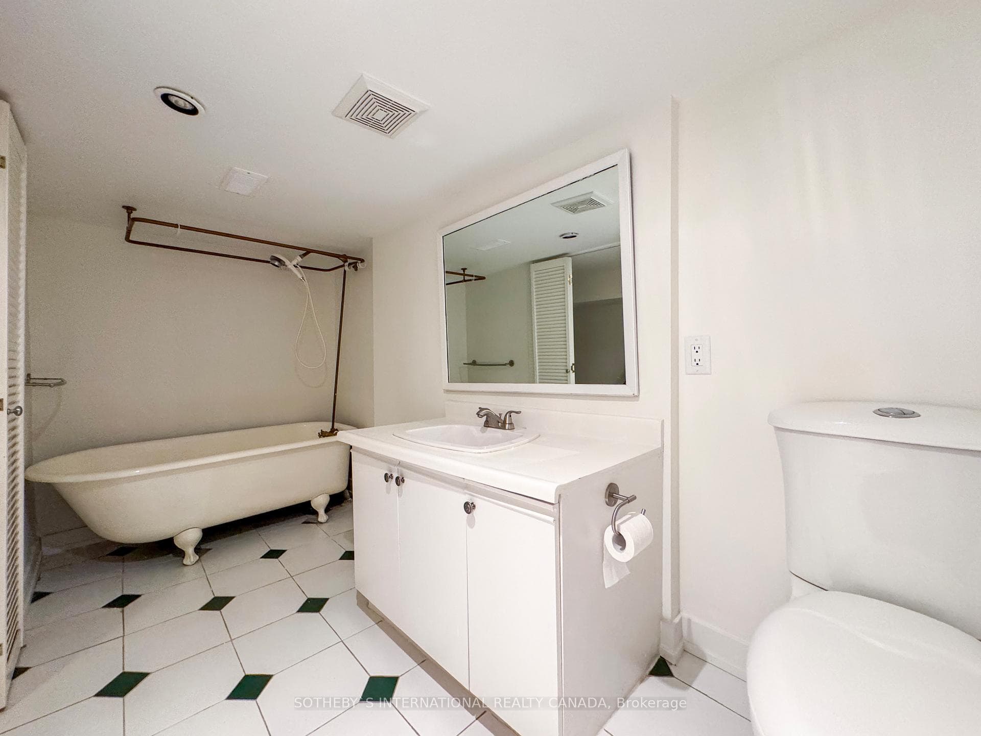 434 Sackville Street photo 28