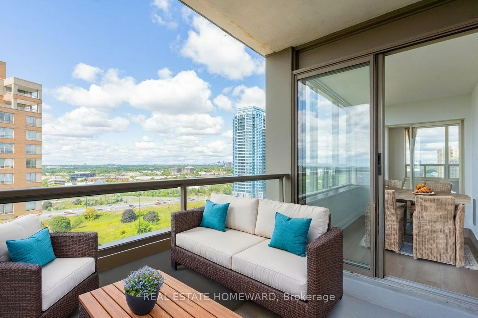 205 Wynford Drive Unit #2501 photo 14