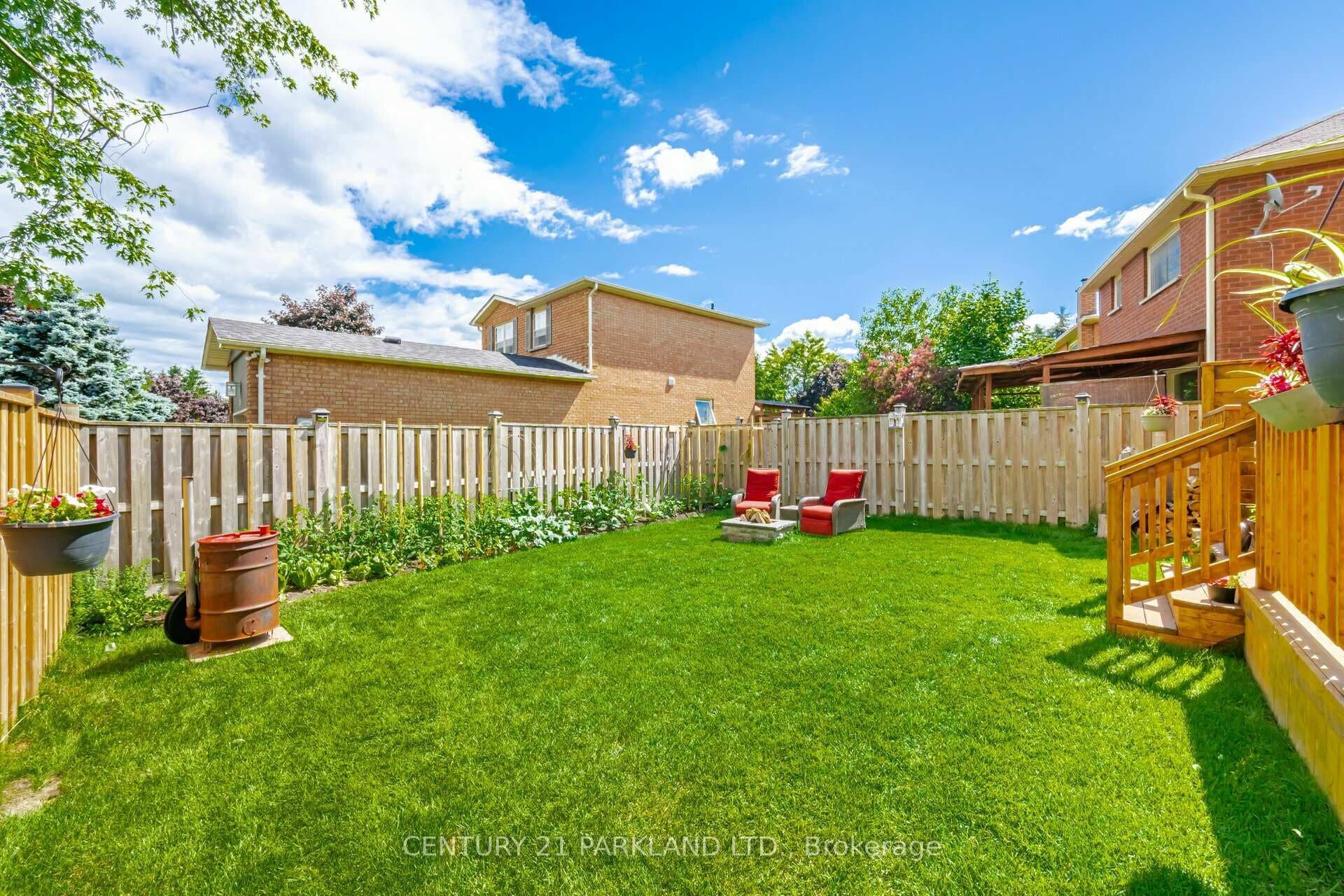 369 Millard Street photo 37