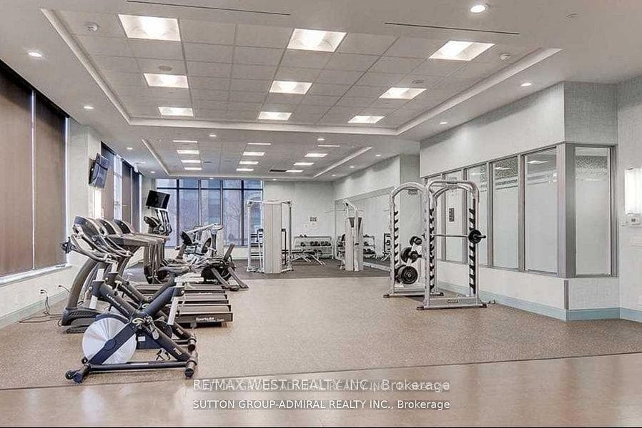 7900 Bathurst Street Unit 814 photo 9