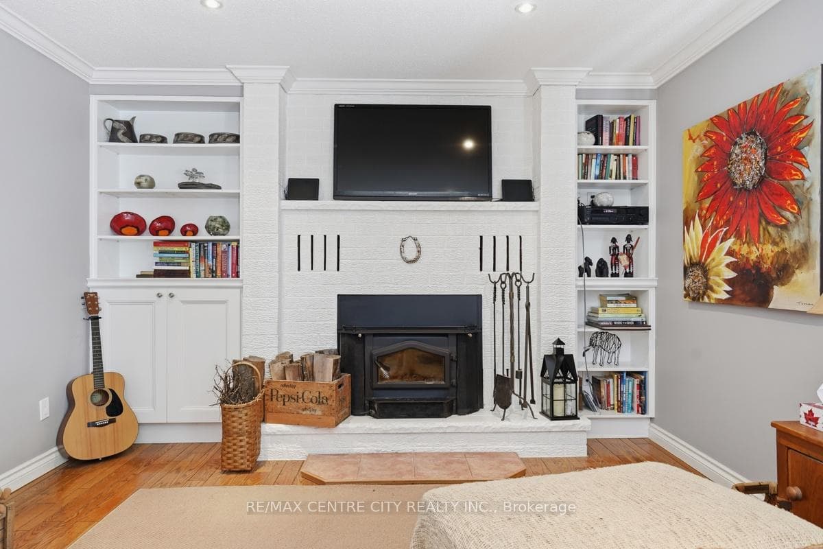 264 Blue Forest Place photo 15
