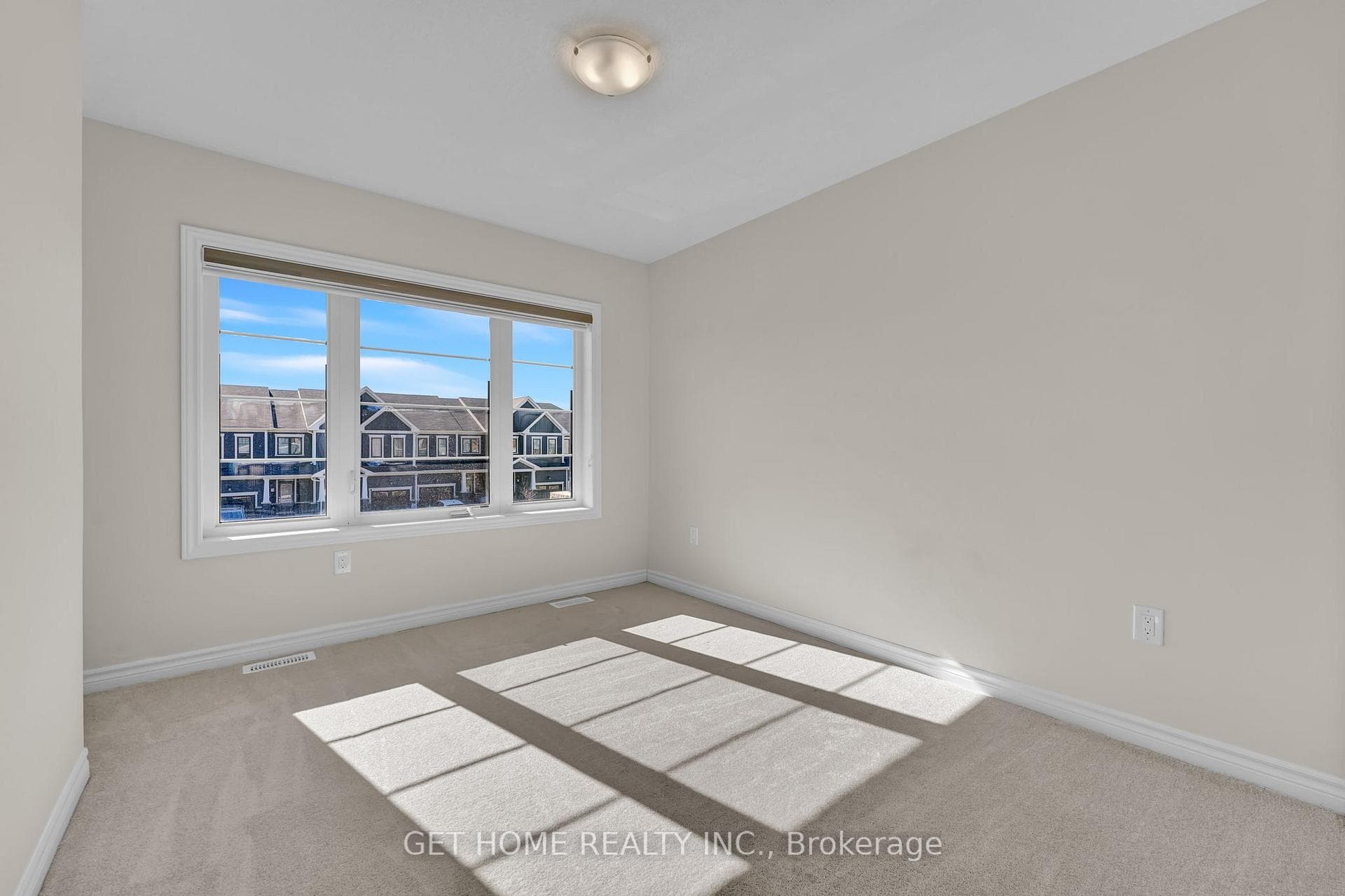 379 Dolman Street photo 27