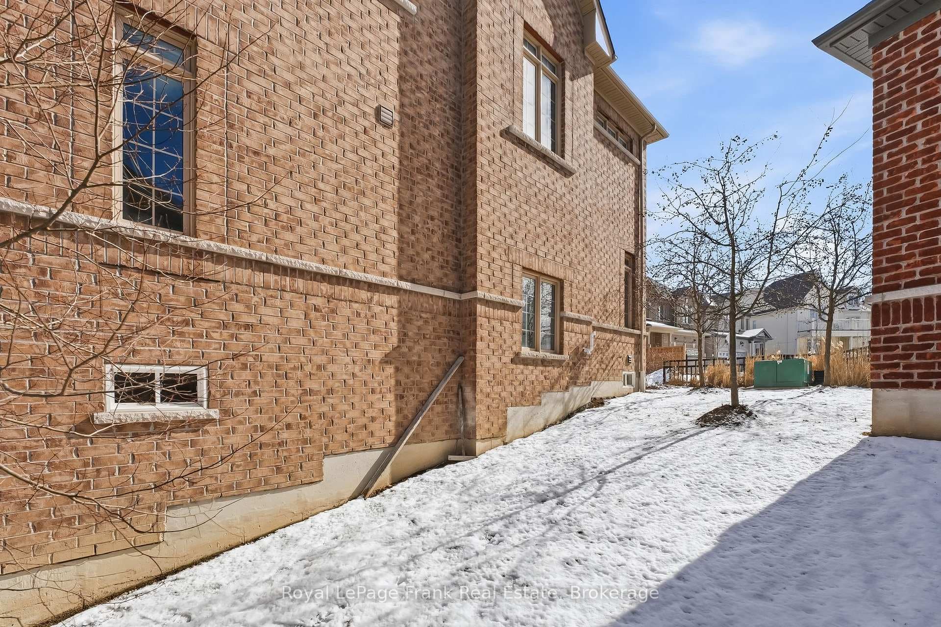 6 Aldridge Lane photo 41