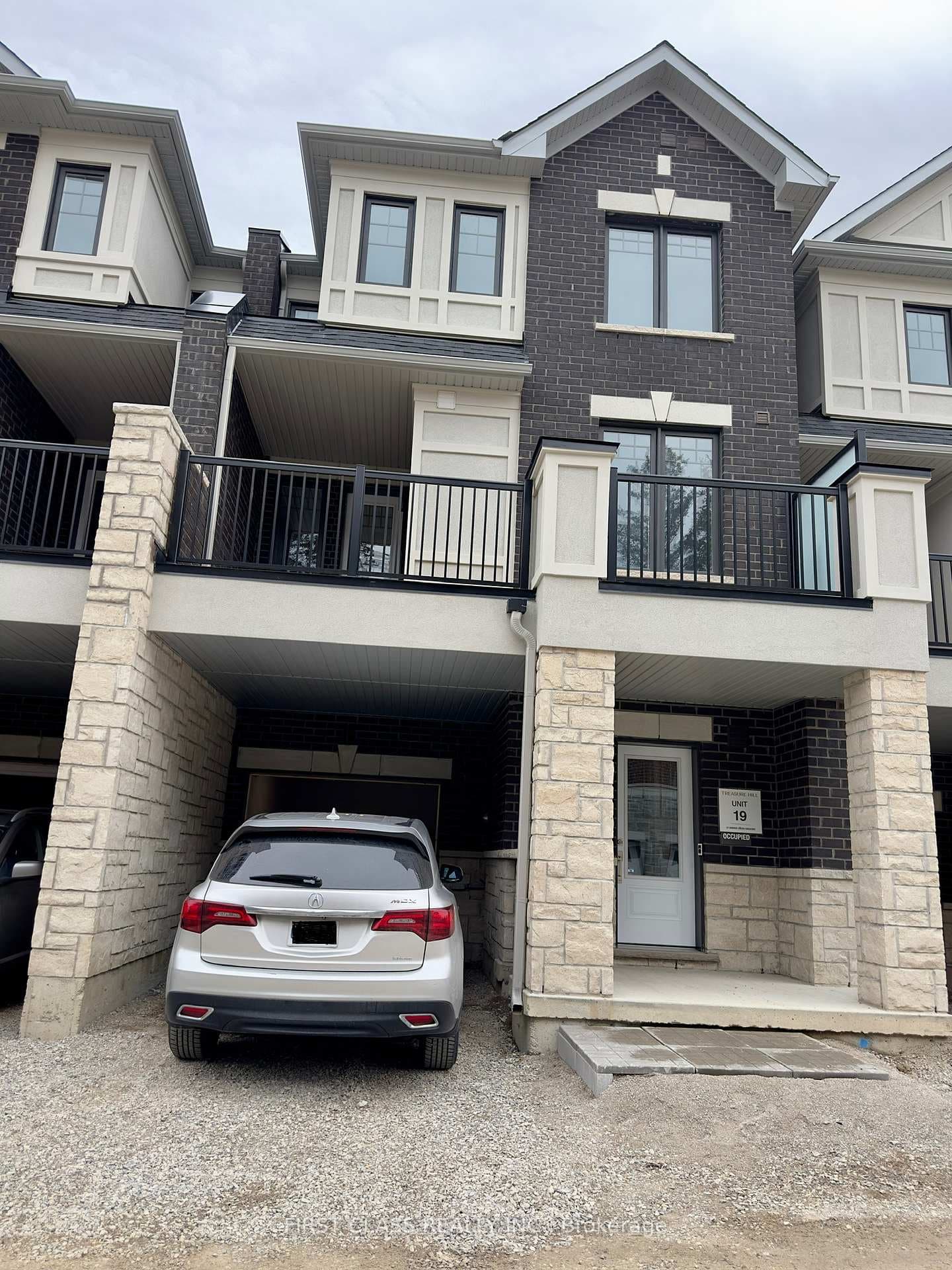 27 Arbour Green Cres Crescent photo 1