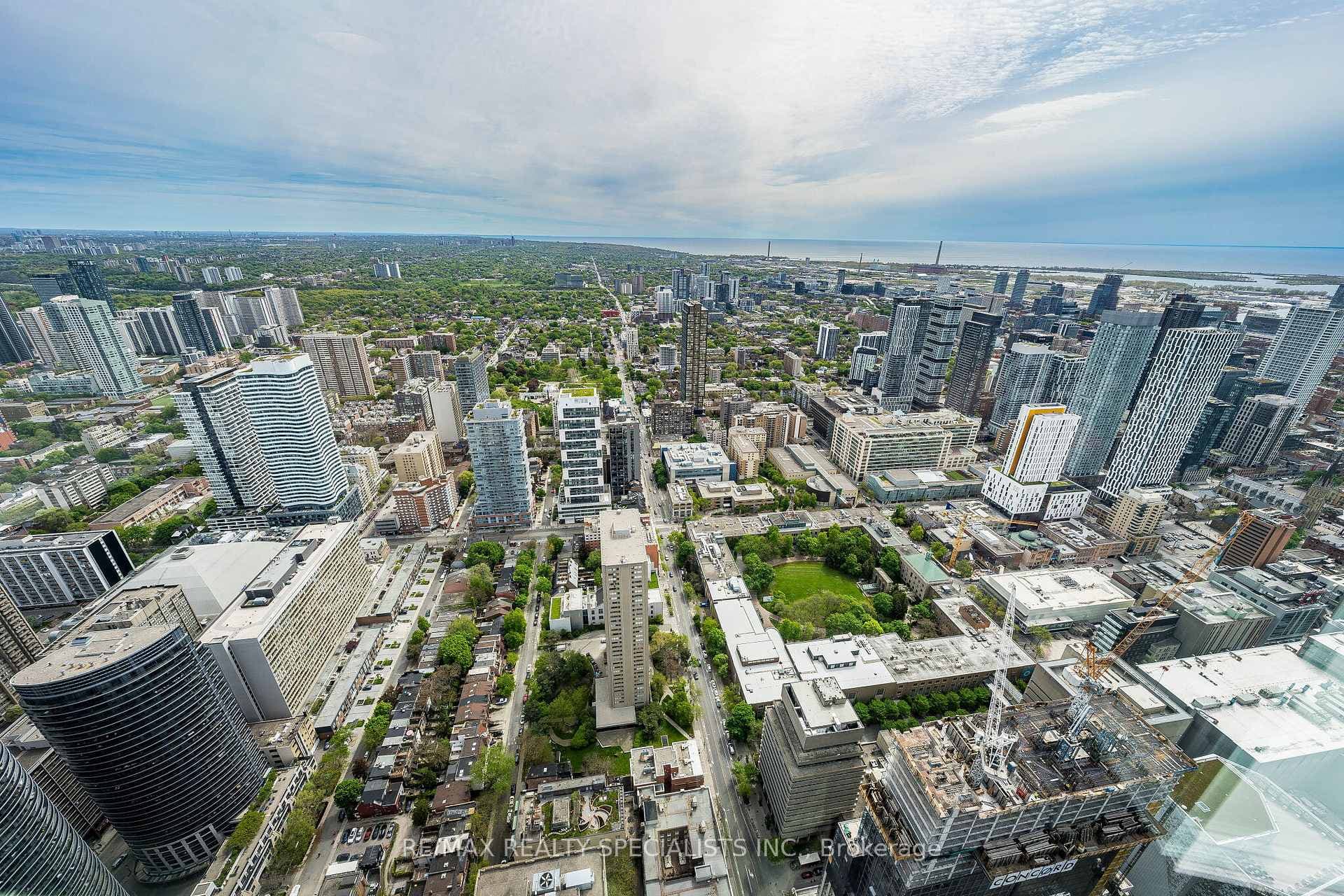 388 Yonge Street Unit 7105 photo 46