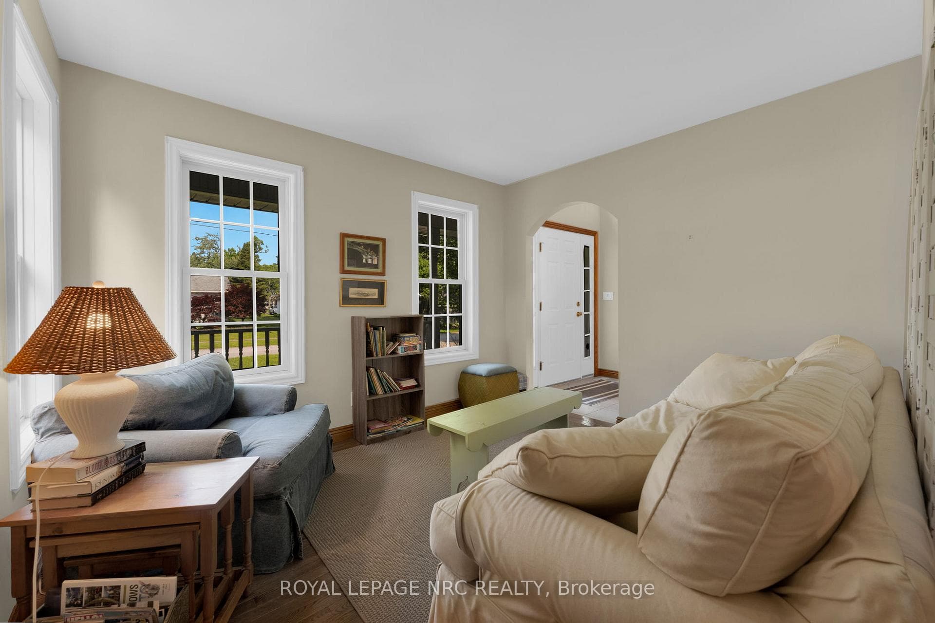 331 Cherryhill Boulevard photo 26