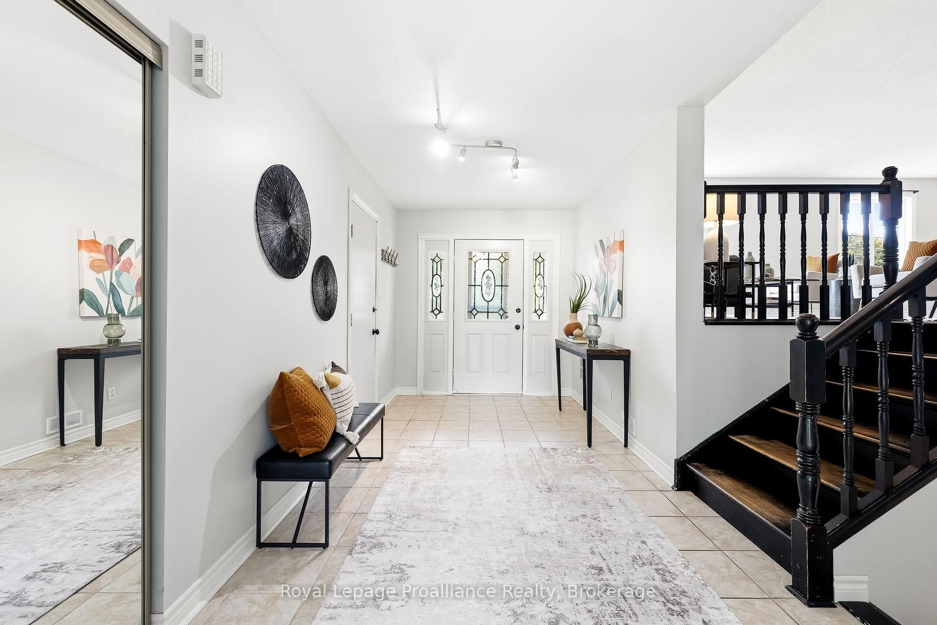 158 Ontario Street photo 6