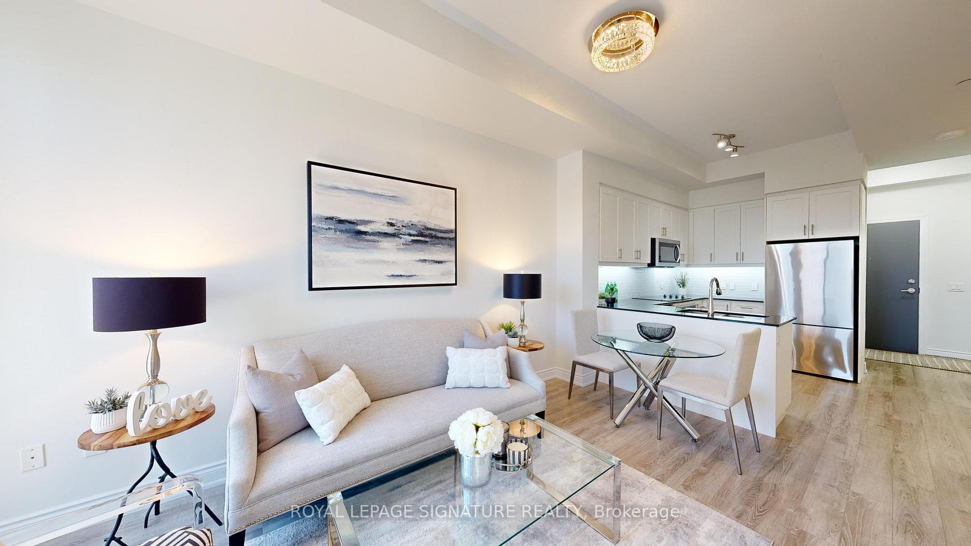 9618 YONGE Street Unit 523 photo 32