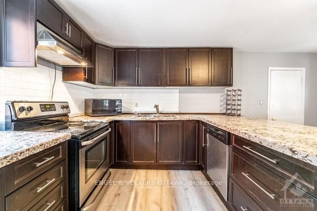 55 OGDEN Avenue Unit 1 photo 7