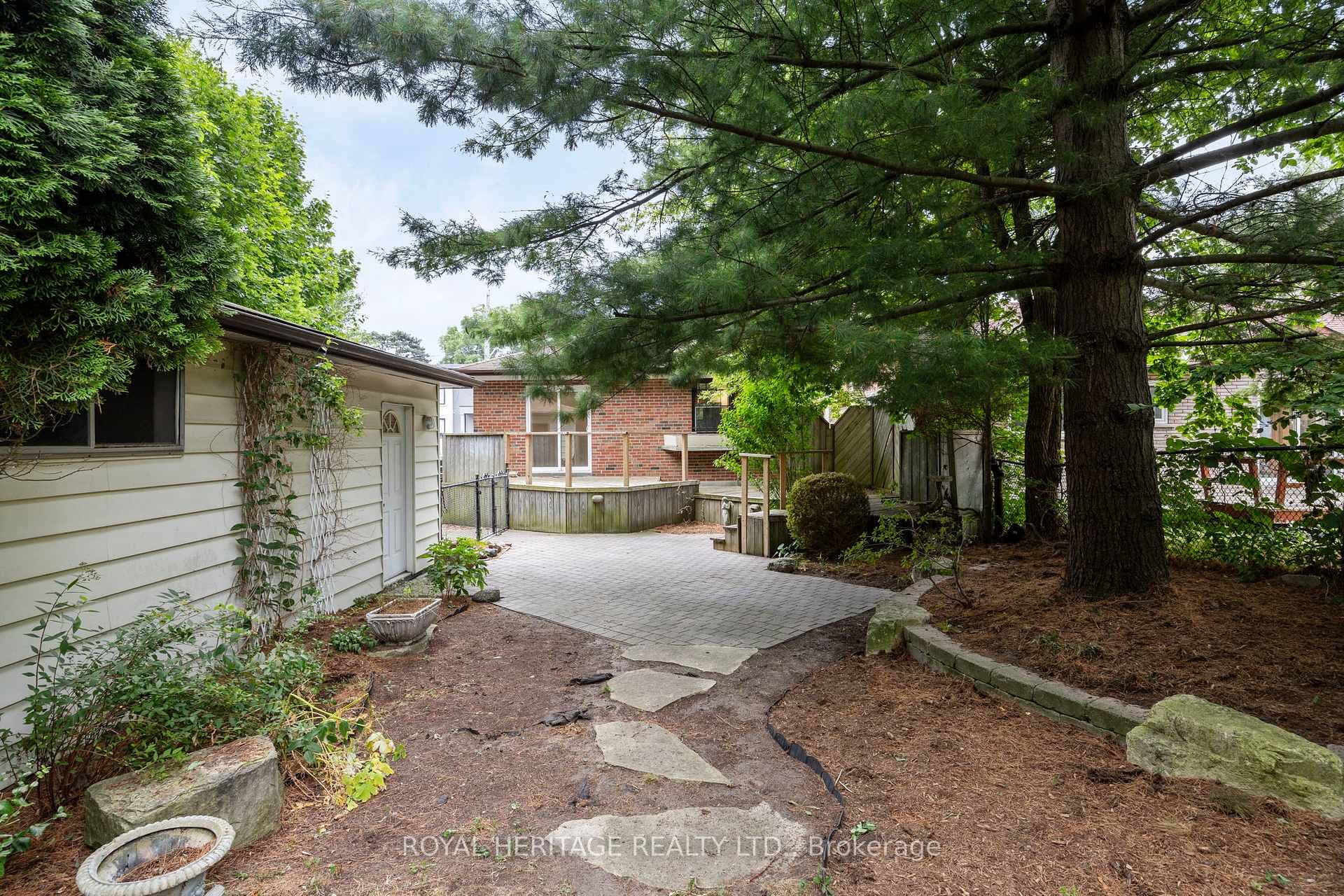 32 Beath Street photo 46