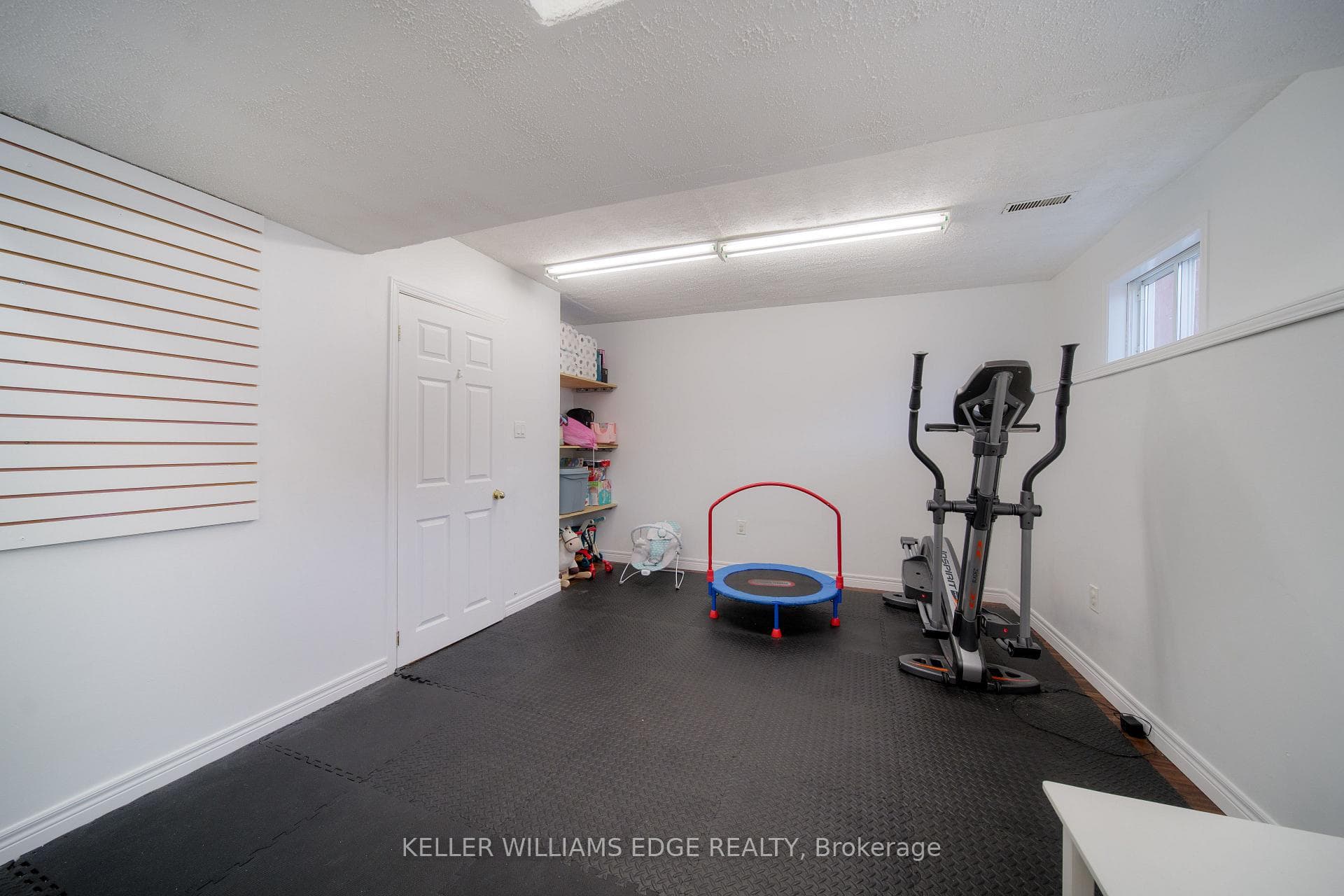 4913 Adam Court photo 33
