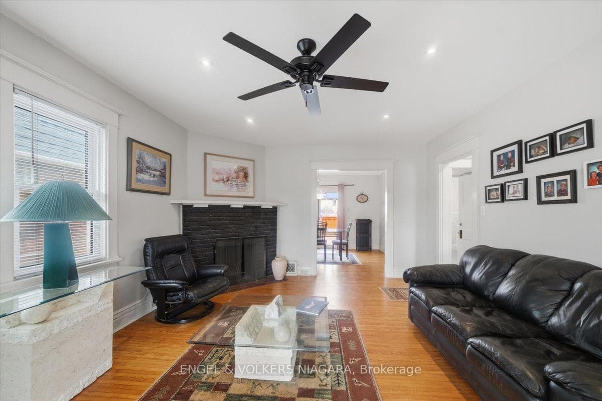 5791 Dorchester Road photo 11