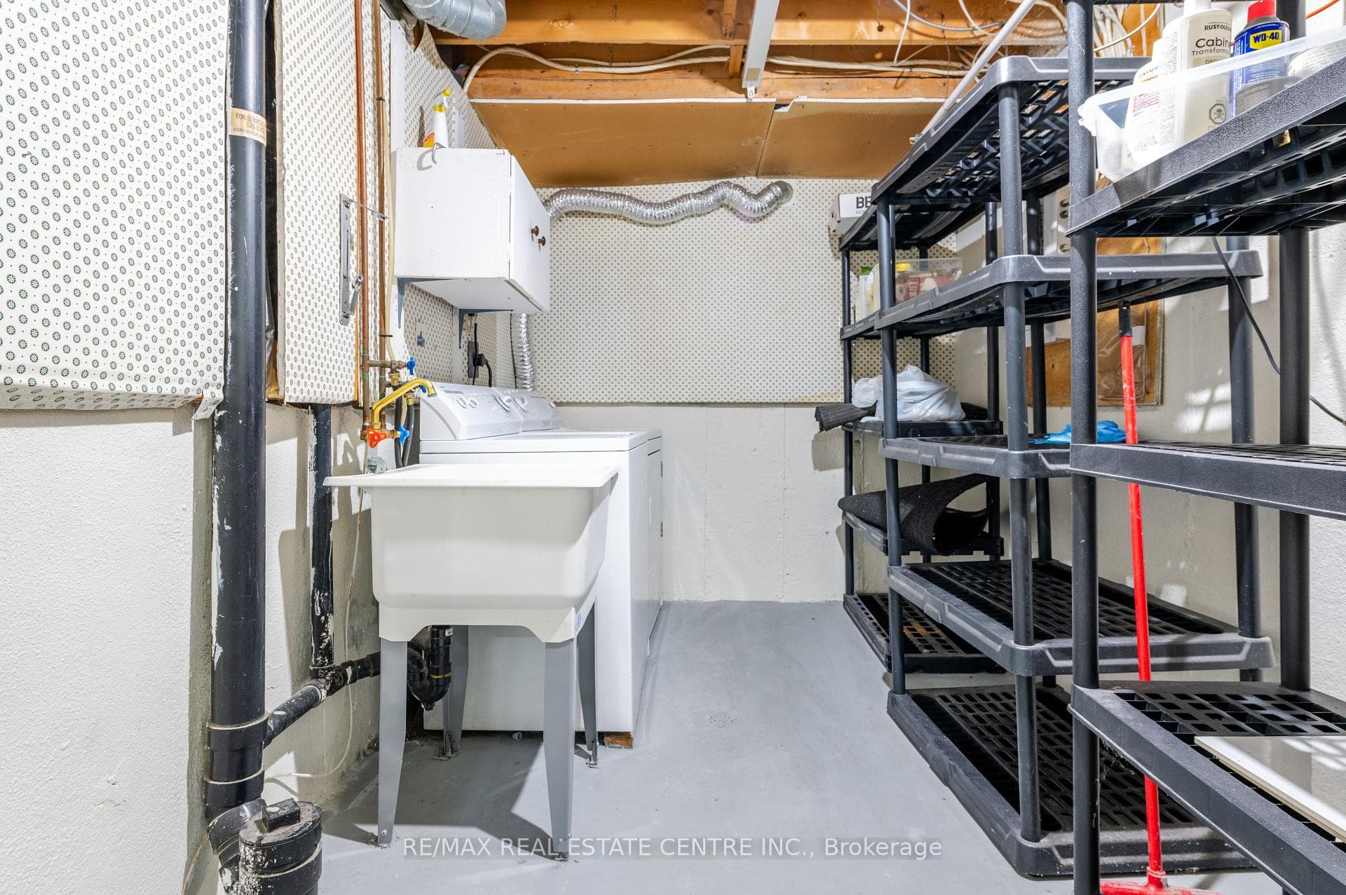 1330 Trowbridge Drive Unit 16 photo 27