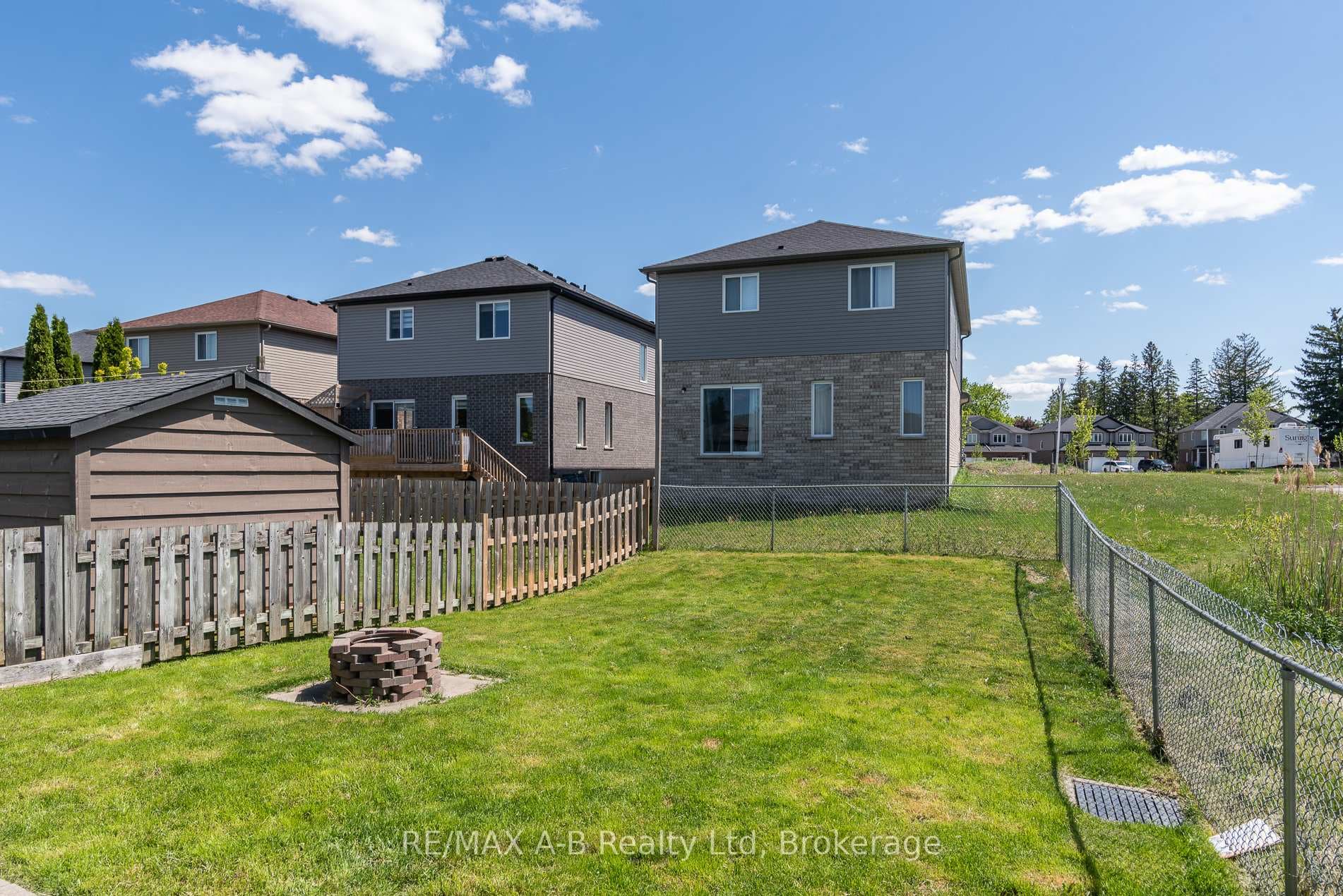 180 Westwood Avenue photo 6