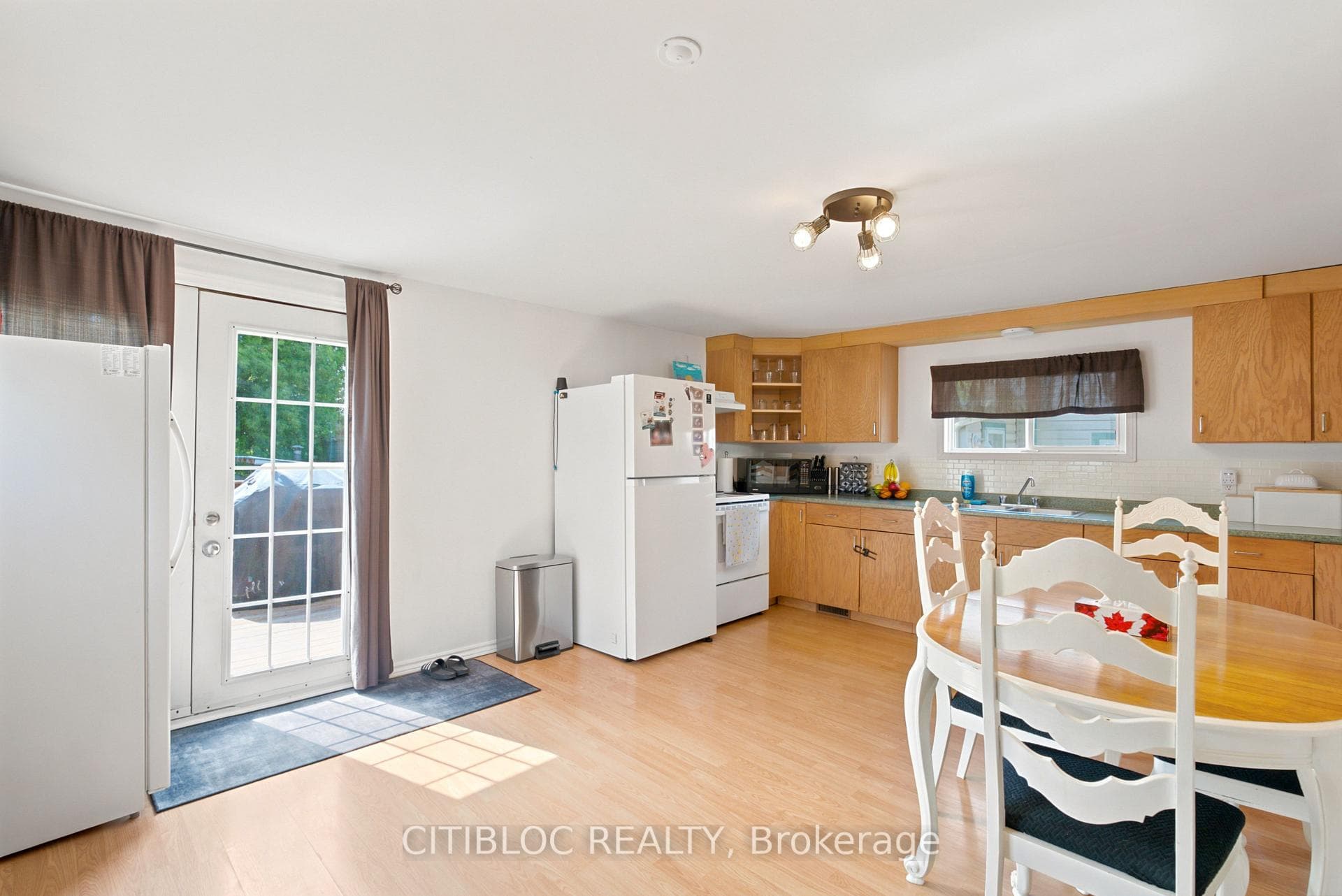 147 Turner Avenue photo 4