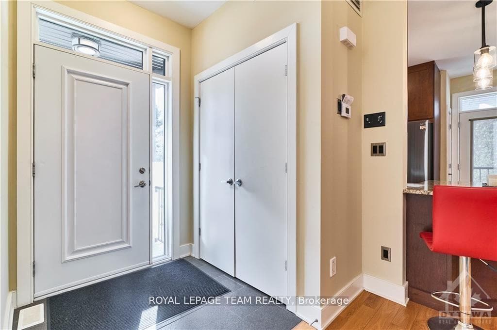 800 Melwood Avenue Unit 10 photo 4
