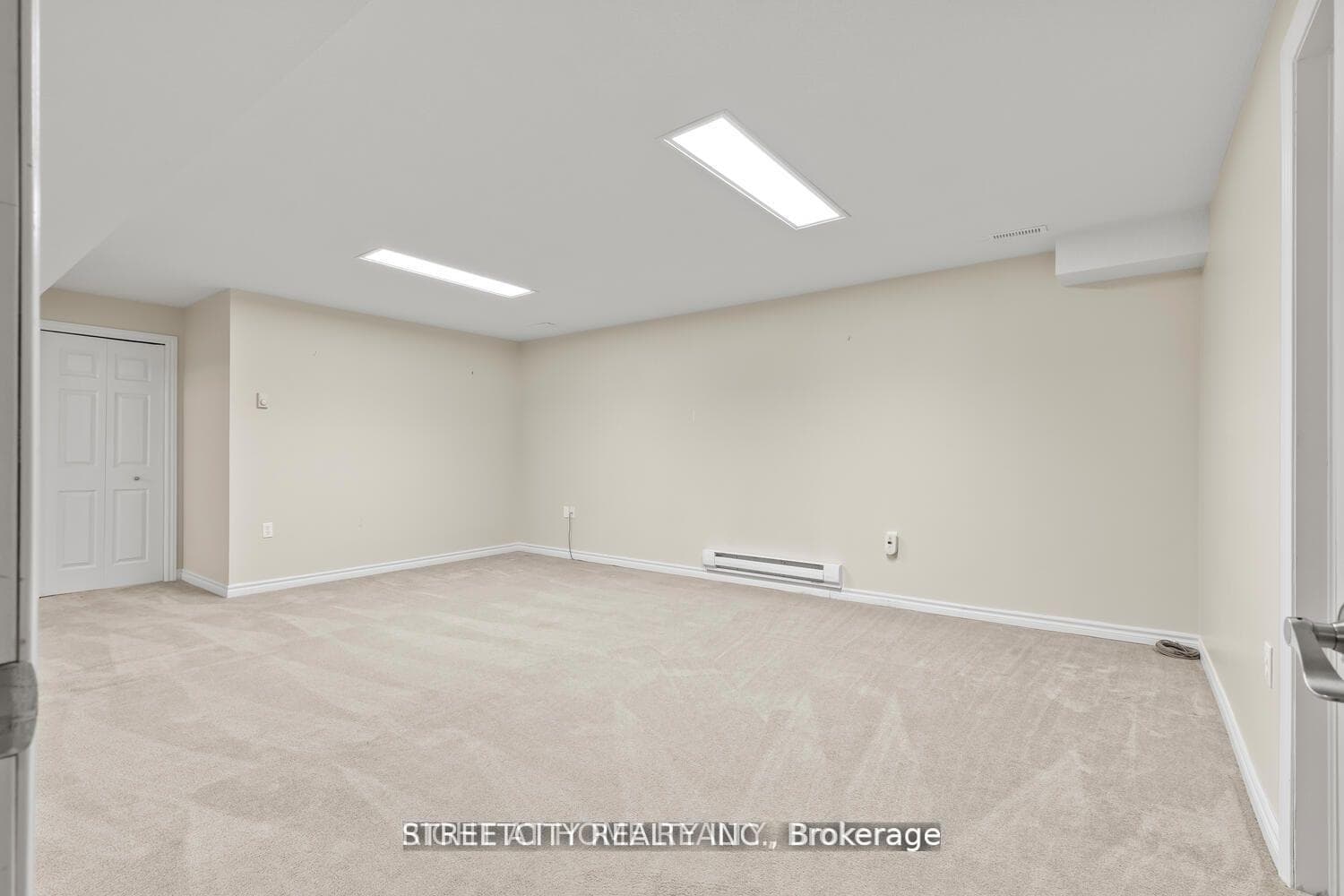 124 North Centre Road Unit 25 photo 27
