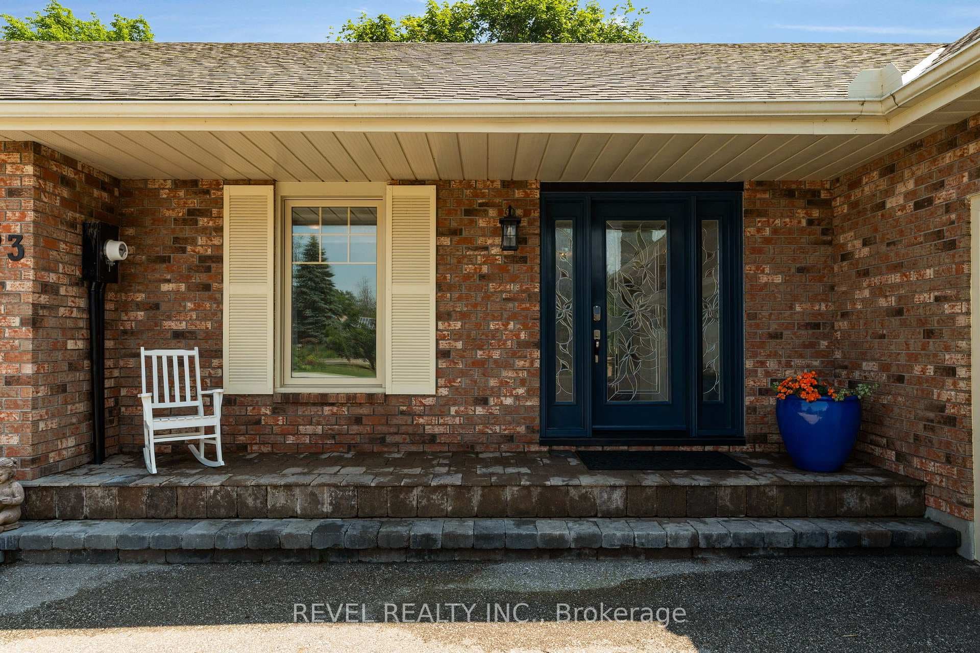 153 Bayshore Drive photo 5