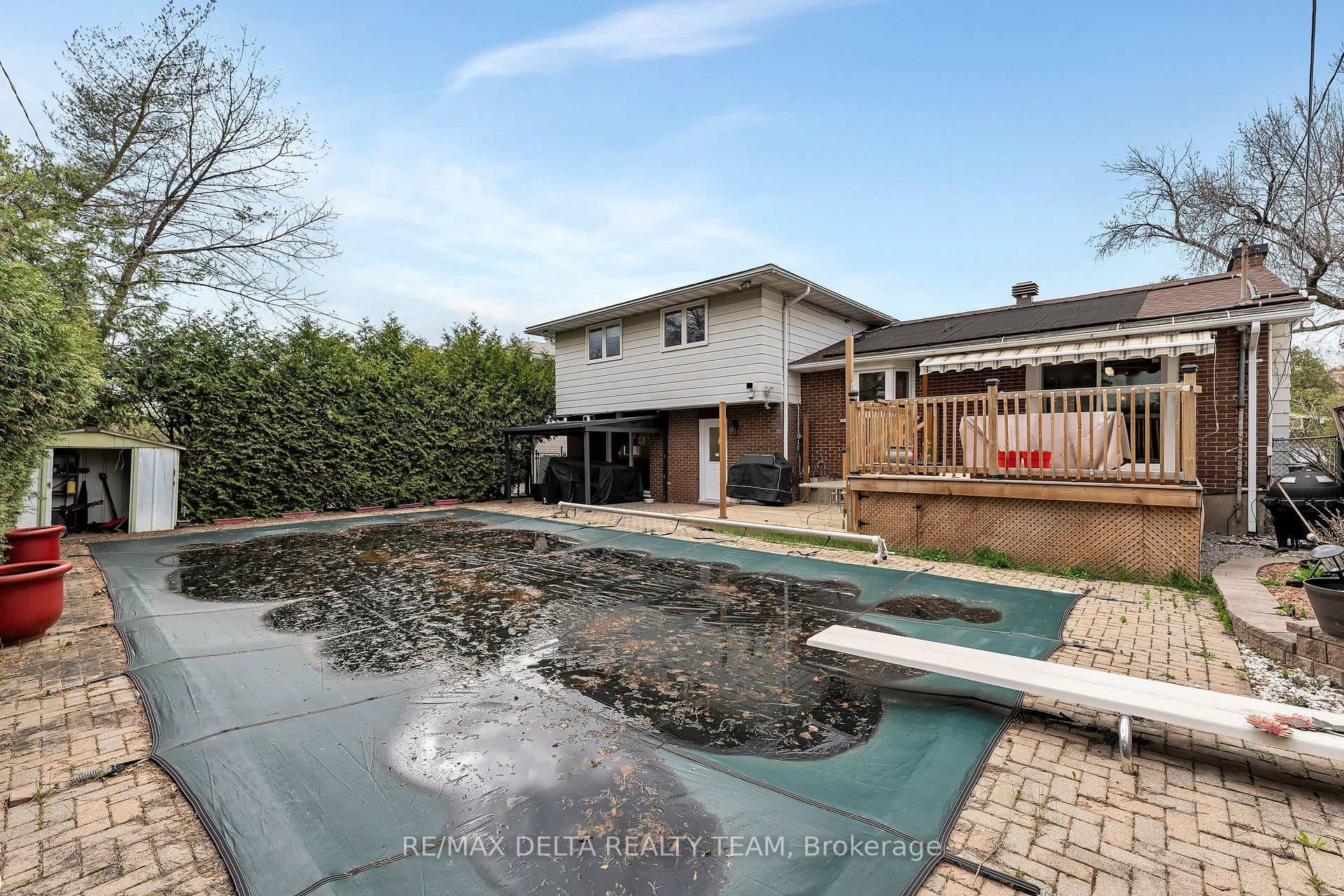 2350 Georgina Drive photo 37