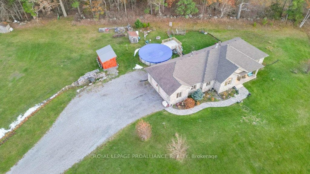 23 Oak Lake Road photo 11