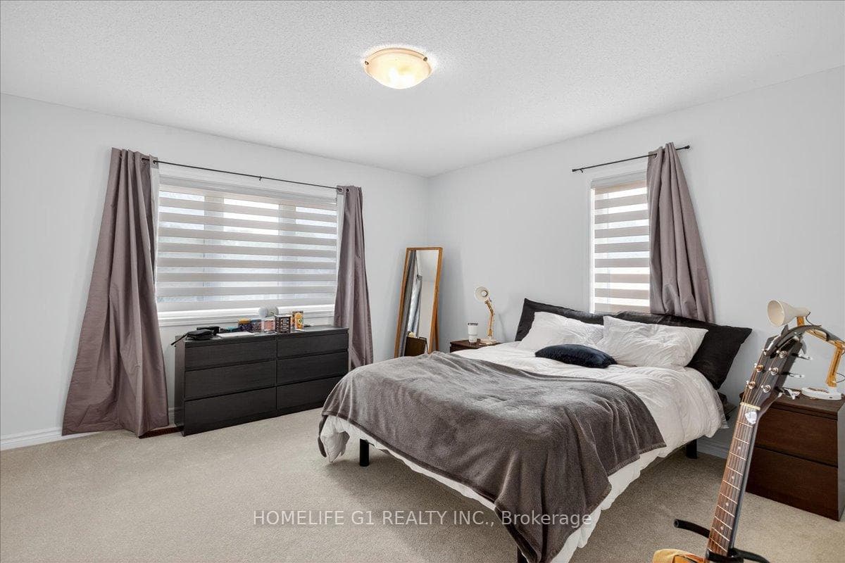 5 Dyer Crescent photo 26