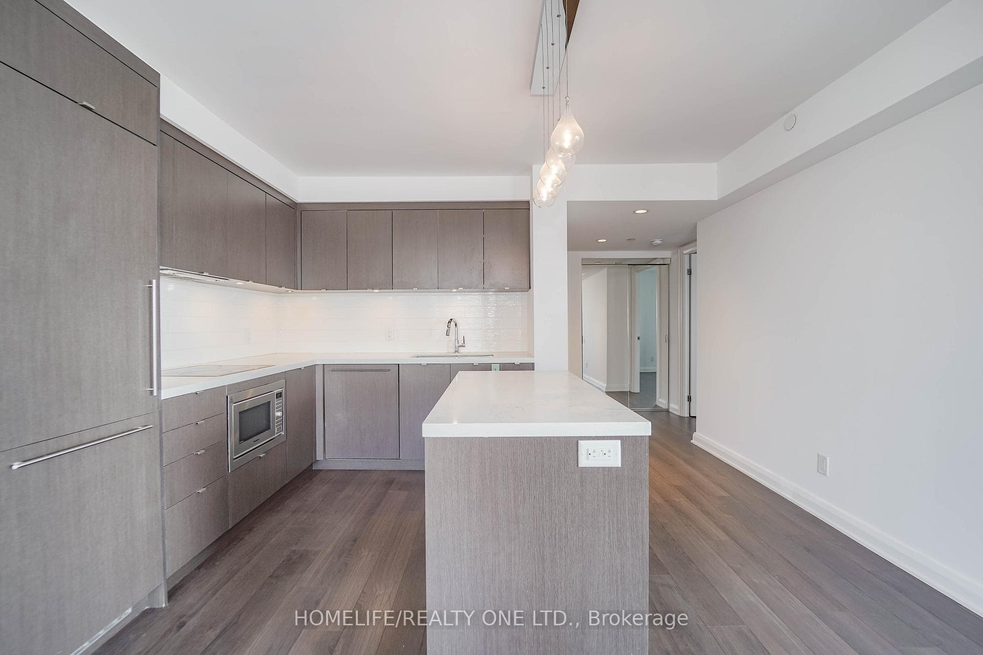 155 Yorkville Avenue Unit 2915 photo 17