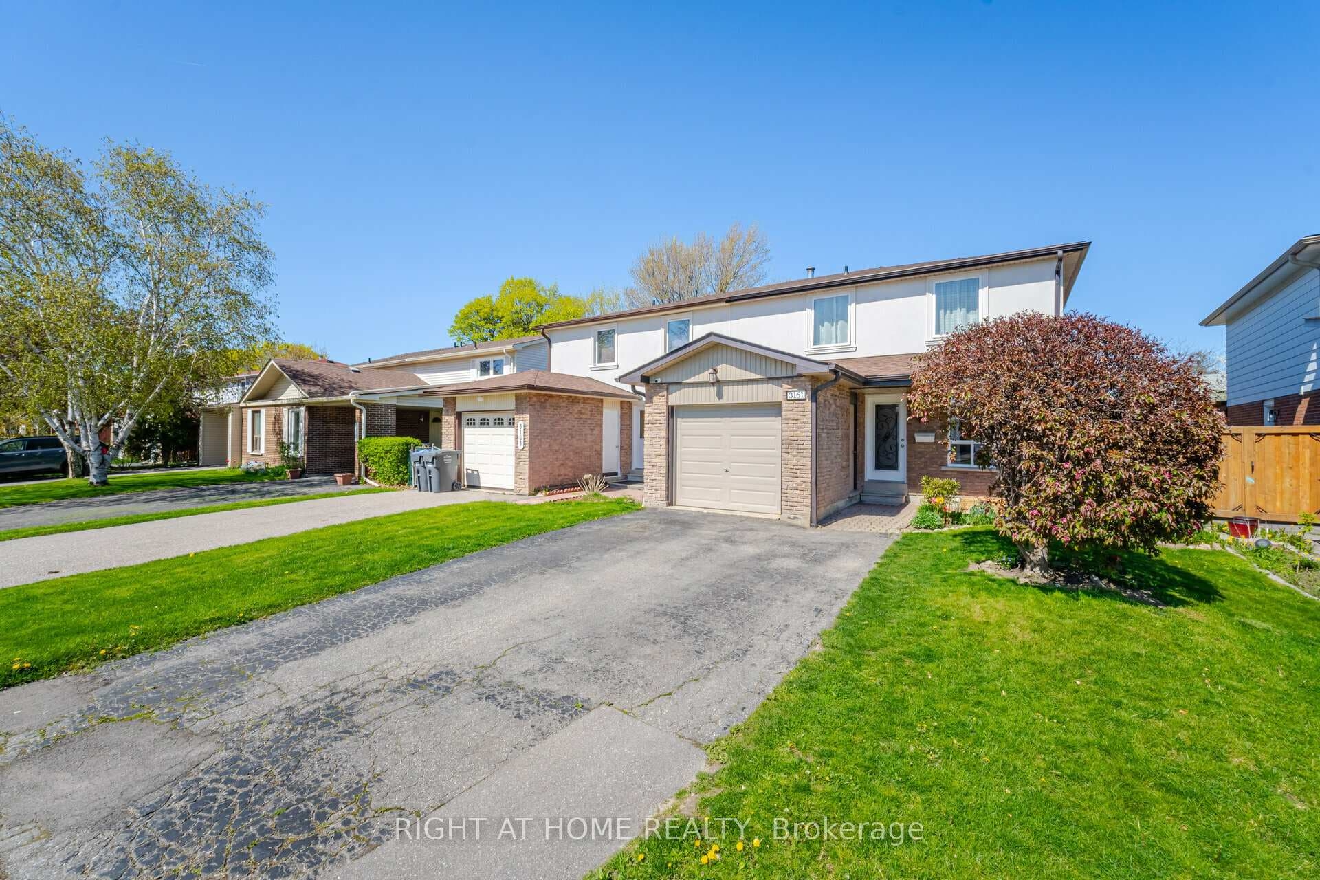3161 Gwendale Crescent photo 3