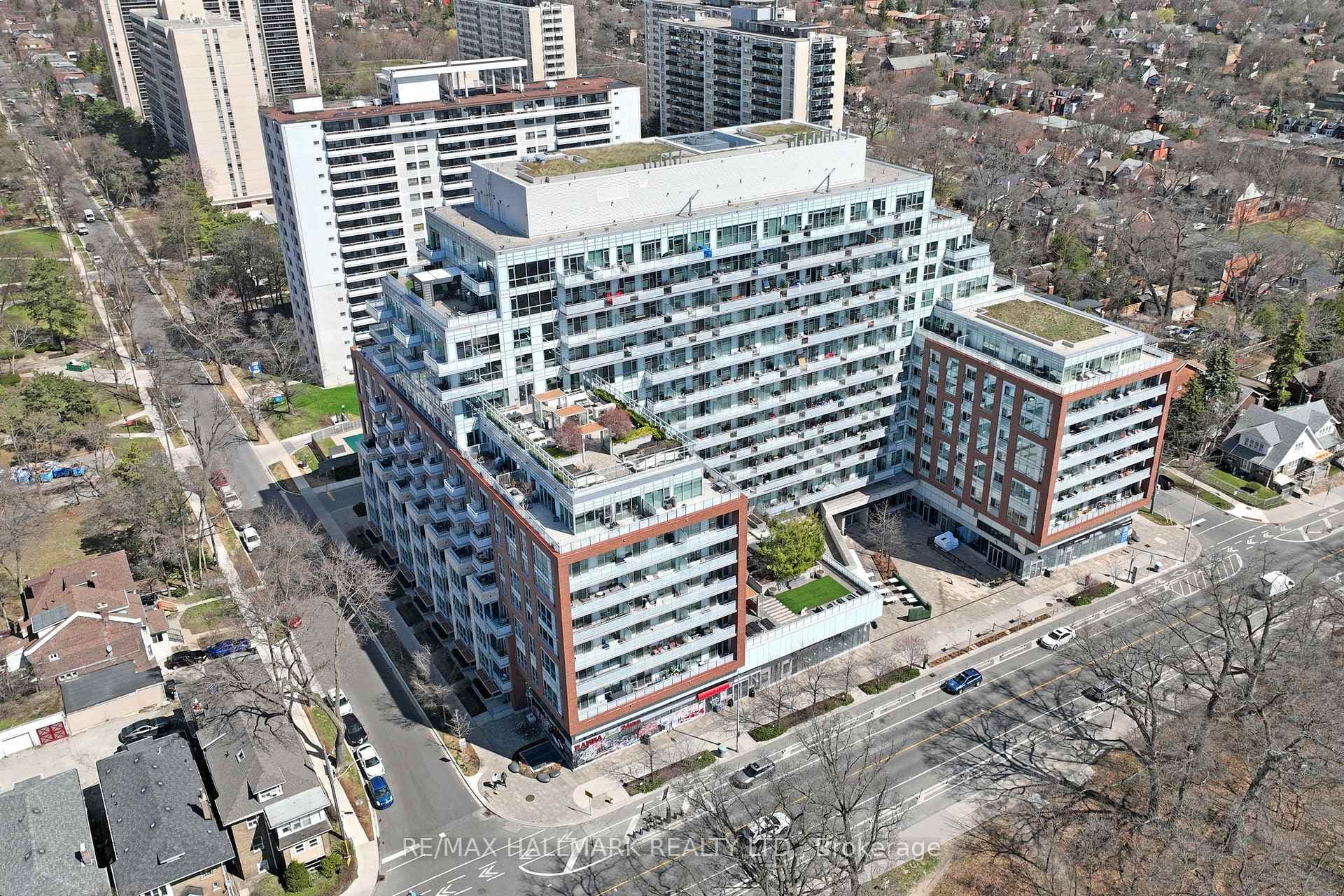 1830 Bloor Street Unit TH 110 photo 38