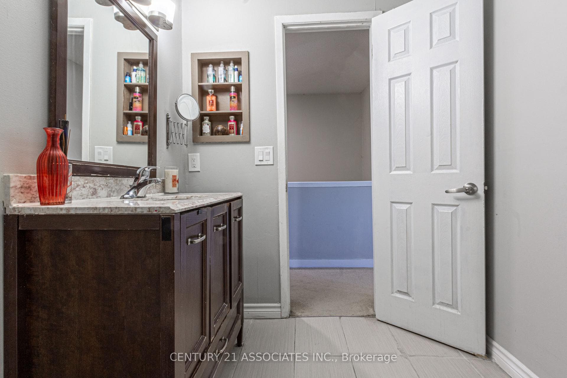 2079 The Collegeway N/A Unit 29 photo 25