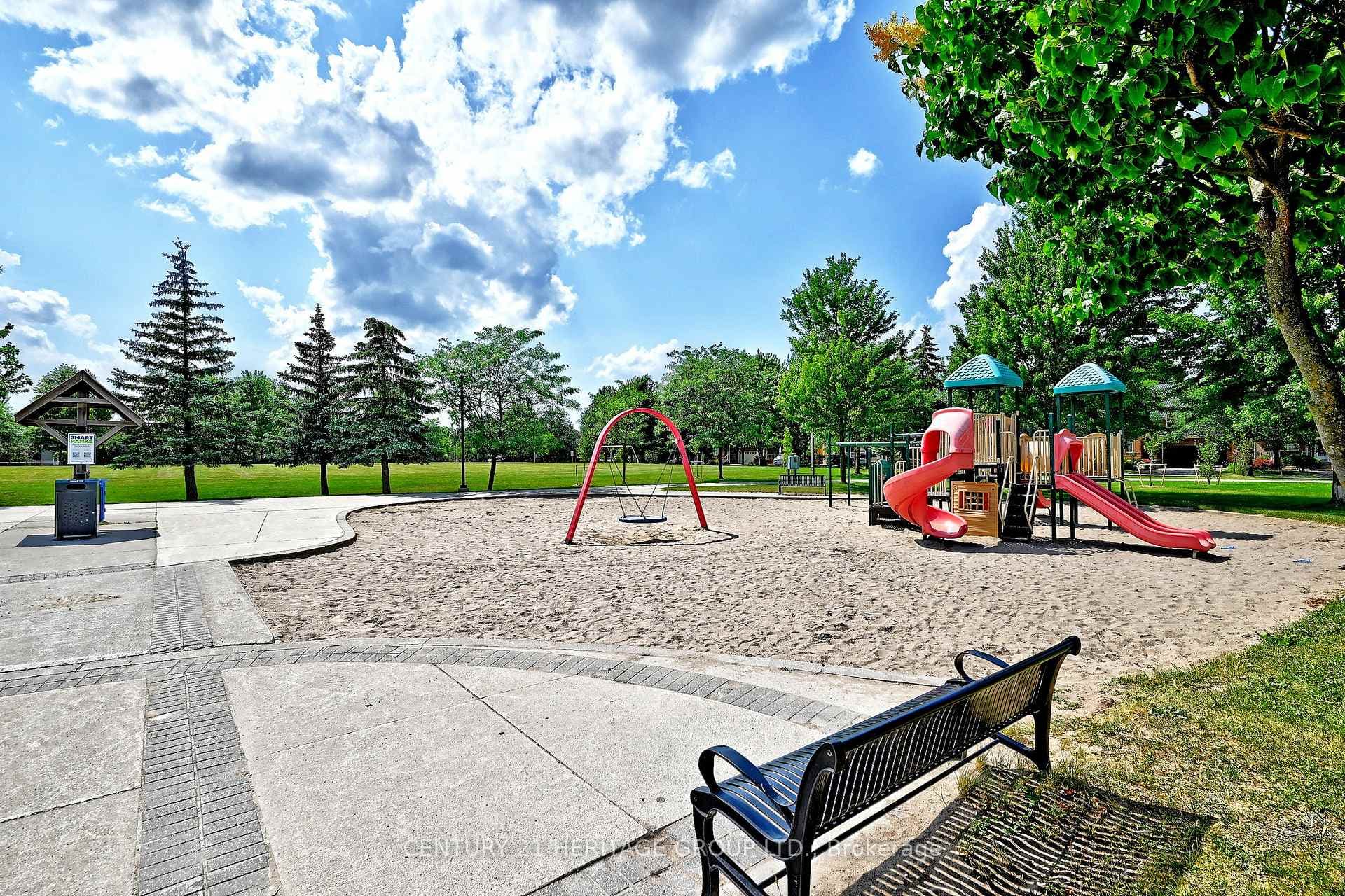 44 Equator Crescent photo 34