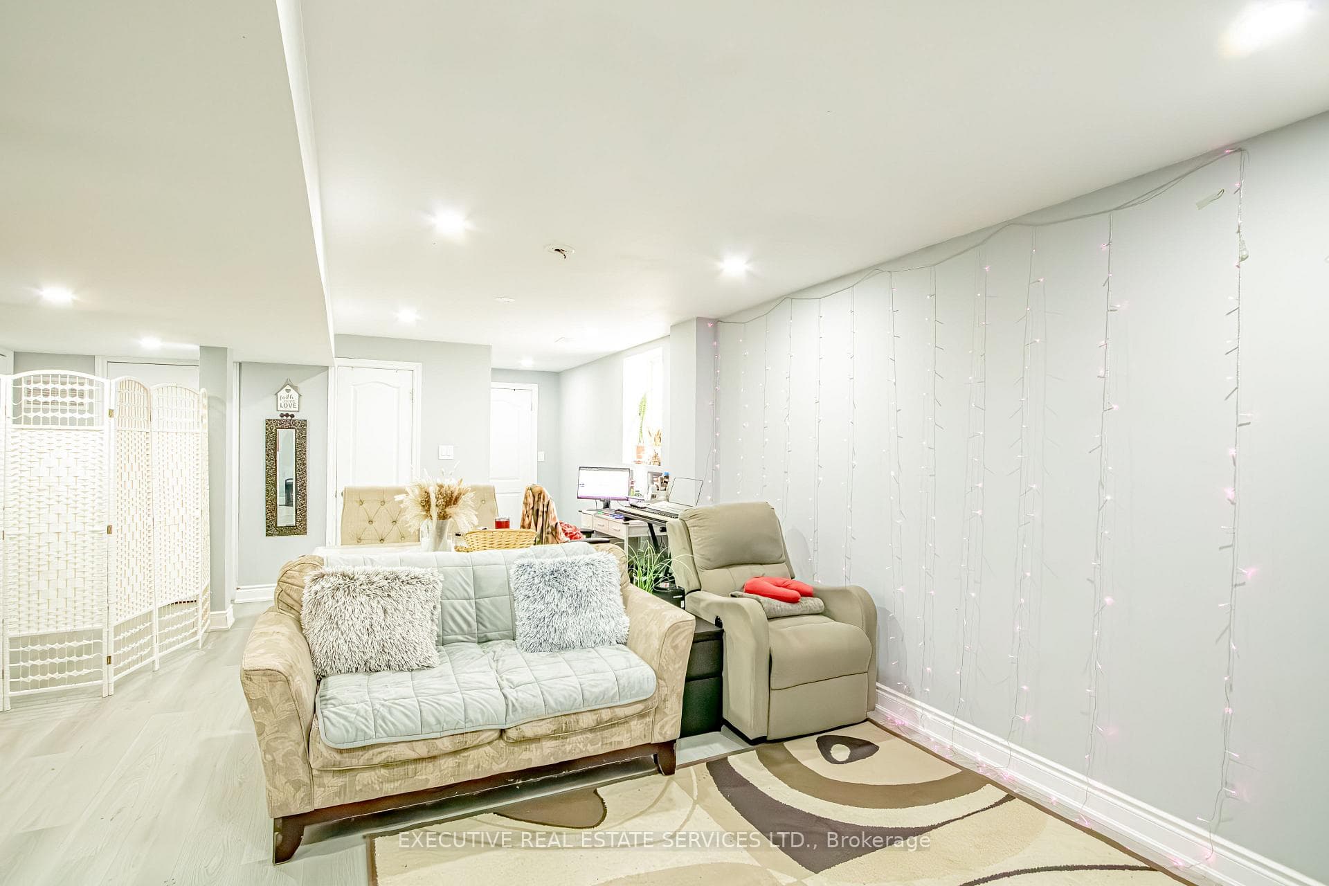 3264 Meadowgate Boulevard photo 36