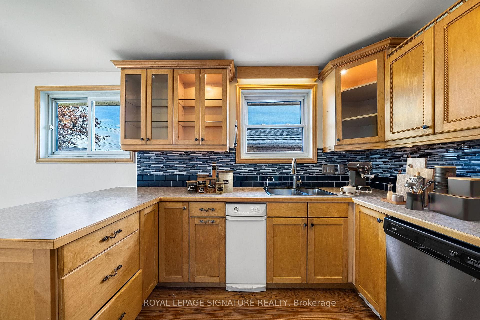 232 Harmony Road Unit Upper photo 4