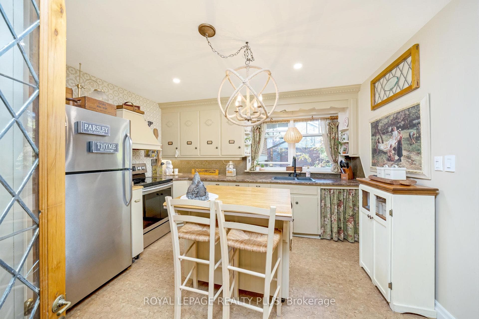 62 Nelson Court photo 12
