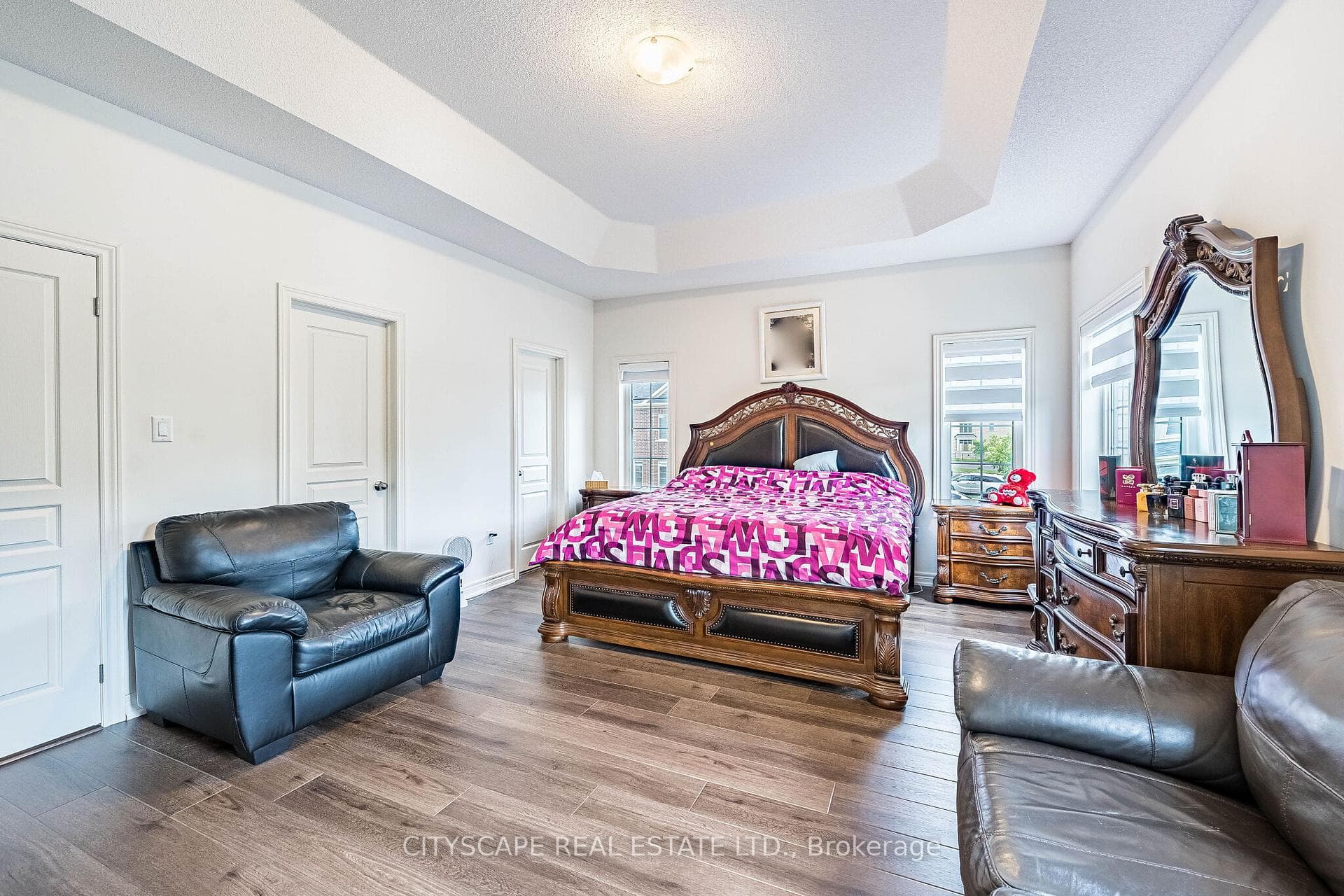 54 Ezra Crescent photo 21