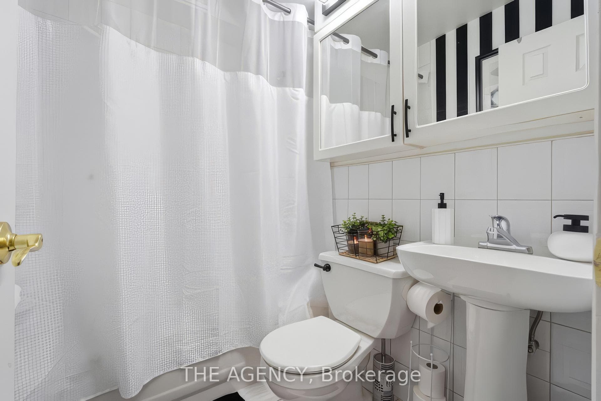 640 Grey Street Unit 206 photo 22