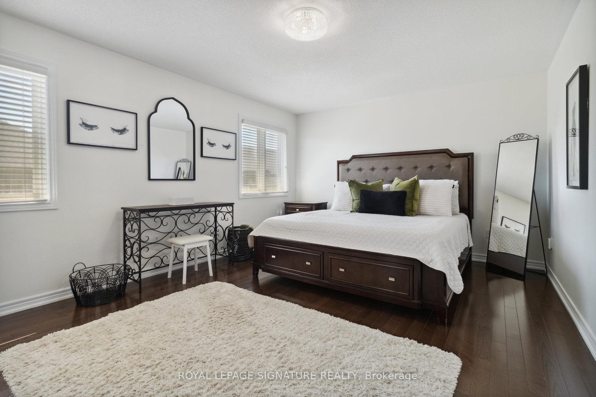 1034 Laurier Avenue photo 28