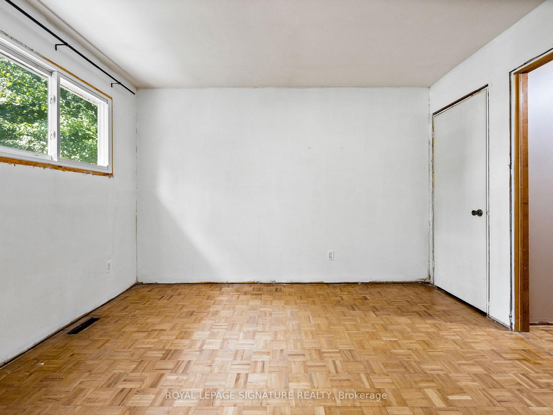 17 Shelley Lane photo 18