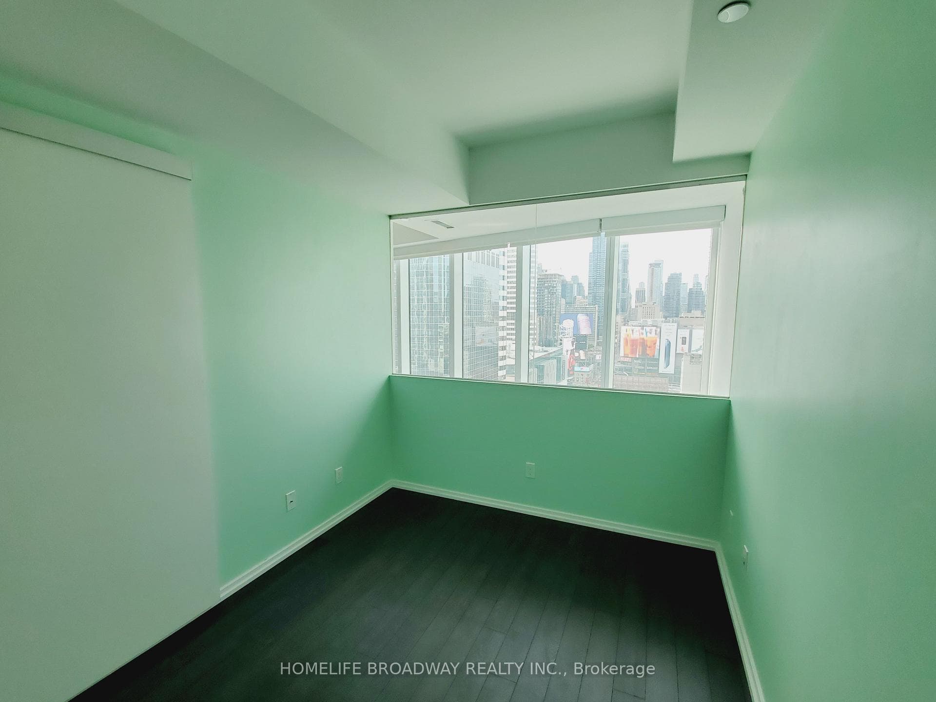 197 Yonge Street Unit 1714 photo 18